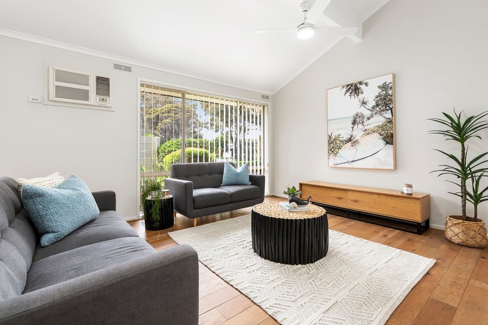 14 Baxter Court, Chelsea, Chelsea - Thumbnail 3