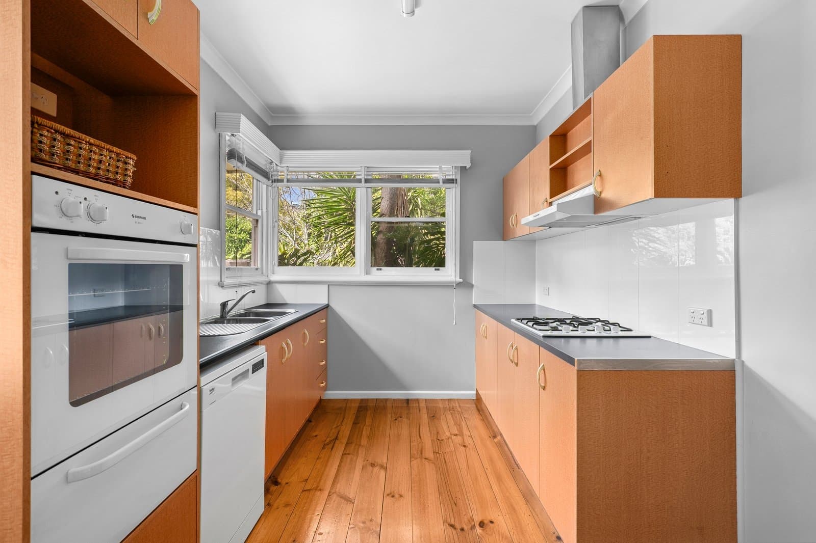 28 Douglass Street, Manifold Heights, Manifold Heights - Thumbnail 6