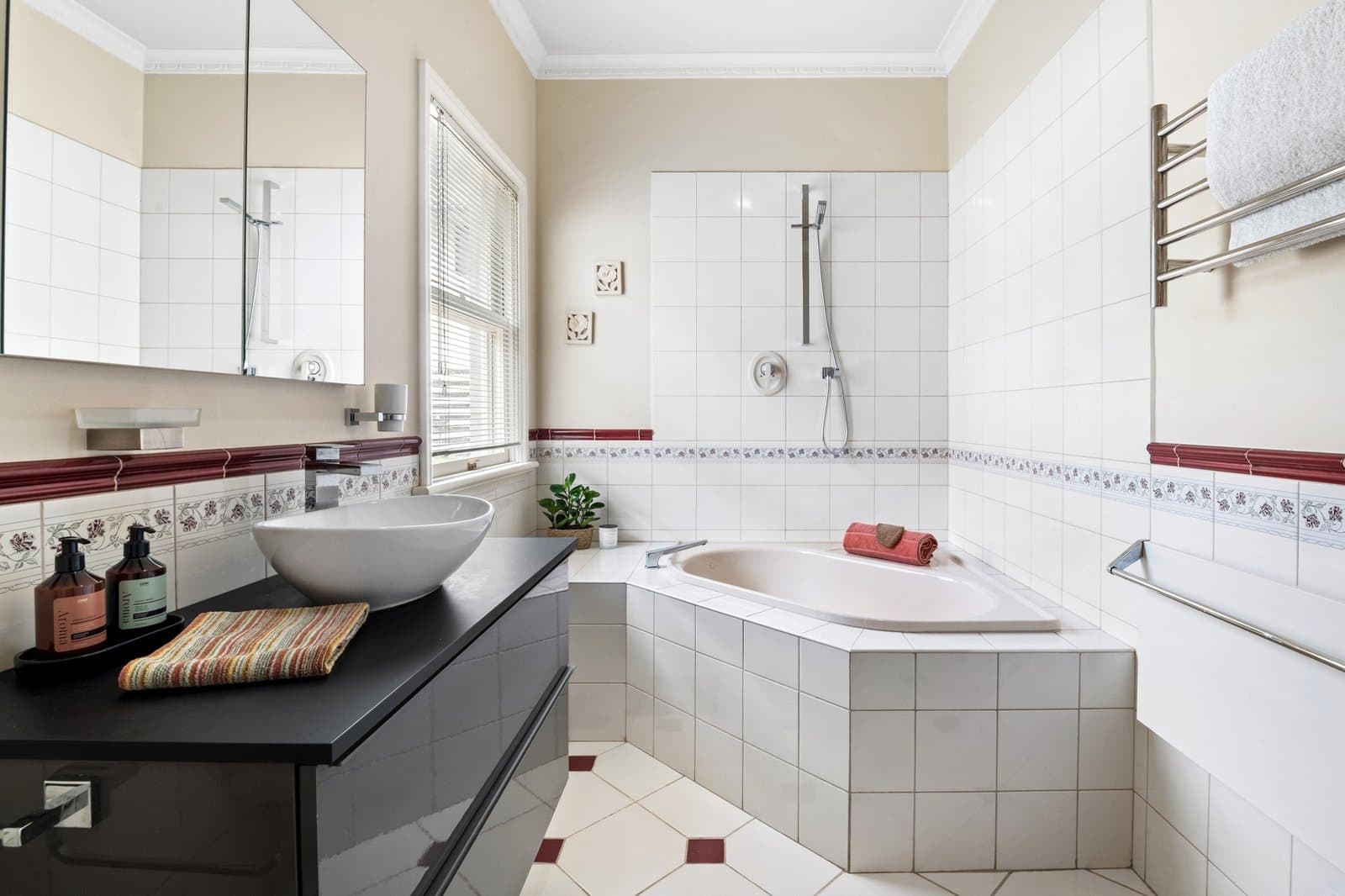 33 Westmore Avenue, Sorrento, Sorrento - Thumbnail 8