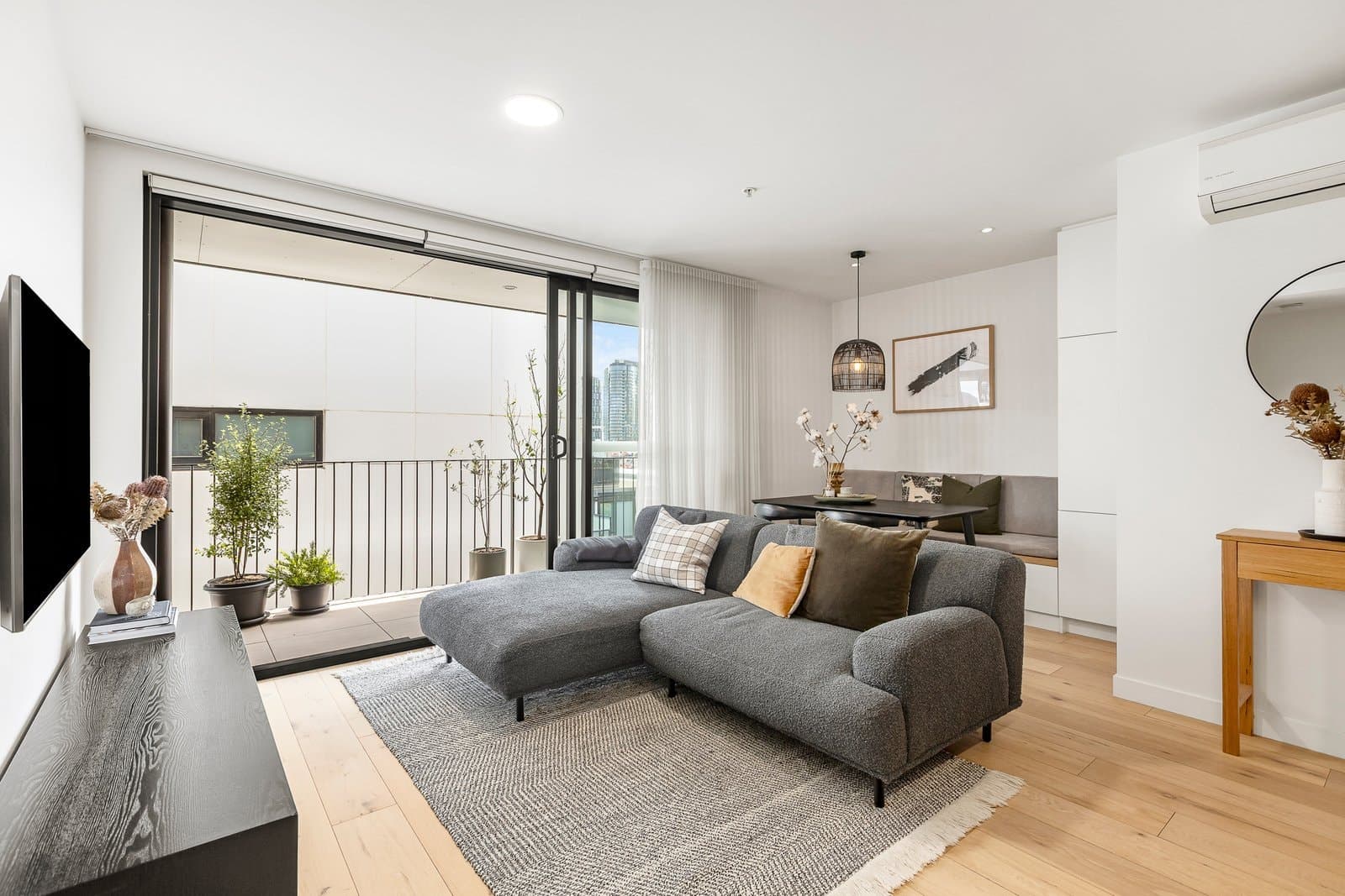 706/79 Market Street, South Melbourne, South Melbourne - Image 1