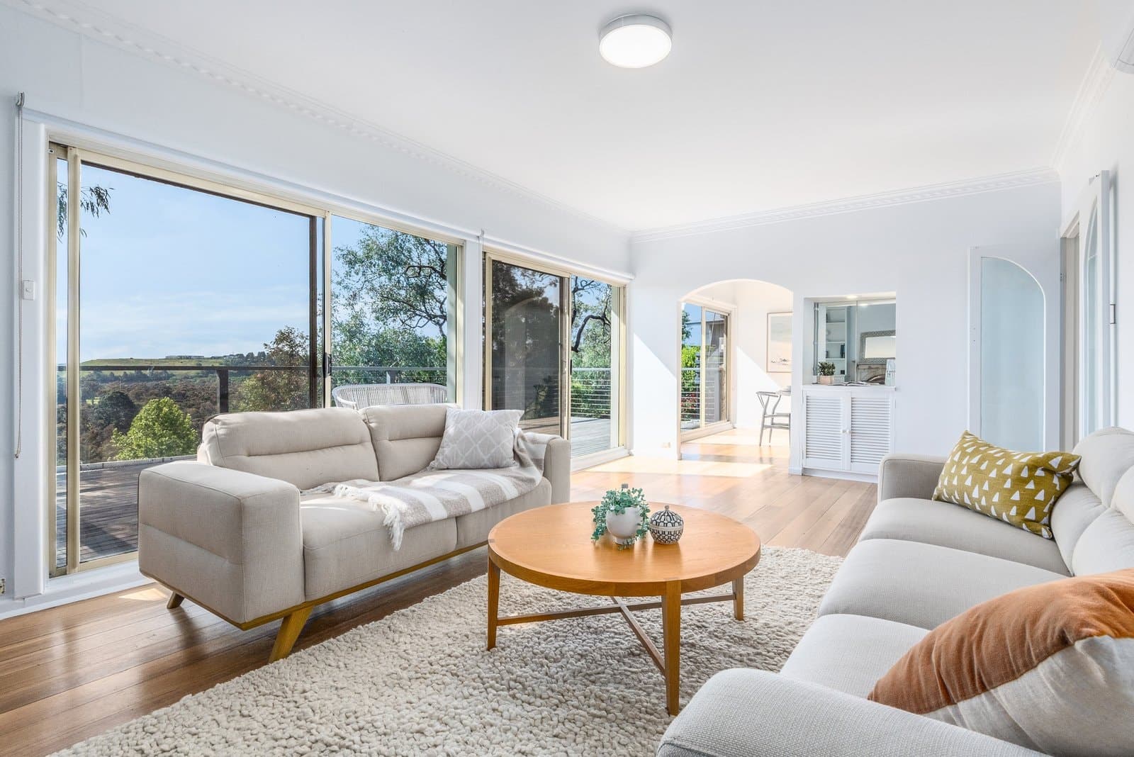 2 Chesterfield Court, Newtown, Newtown - Thumbnail 2