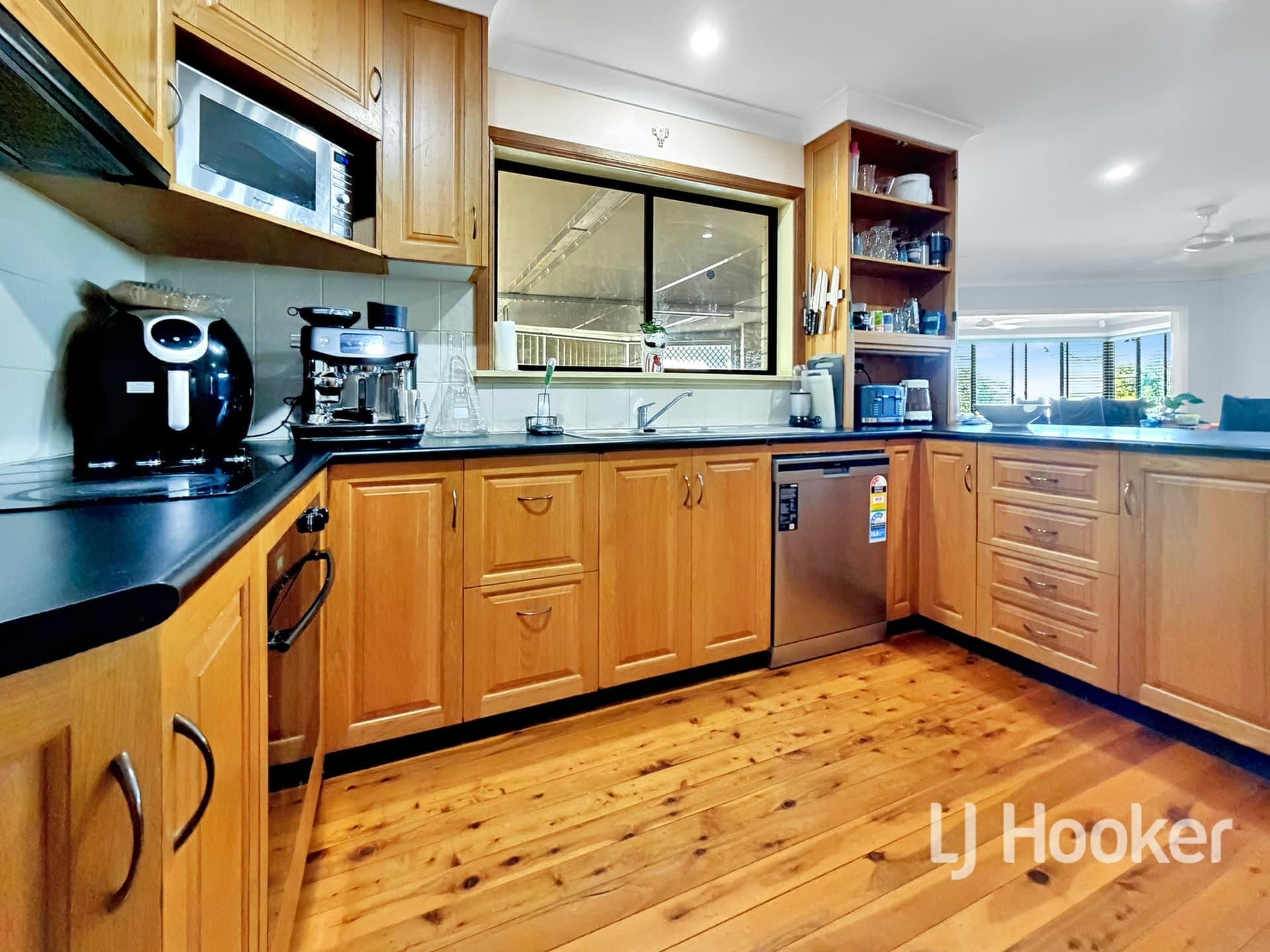 37-39 Gordon Street, Inverell, Inverell - Thumbnail 2