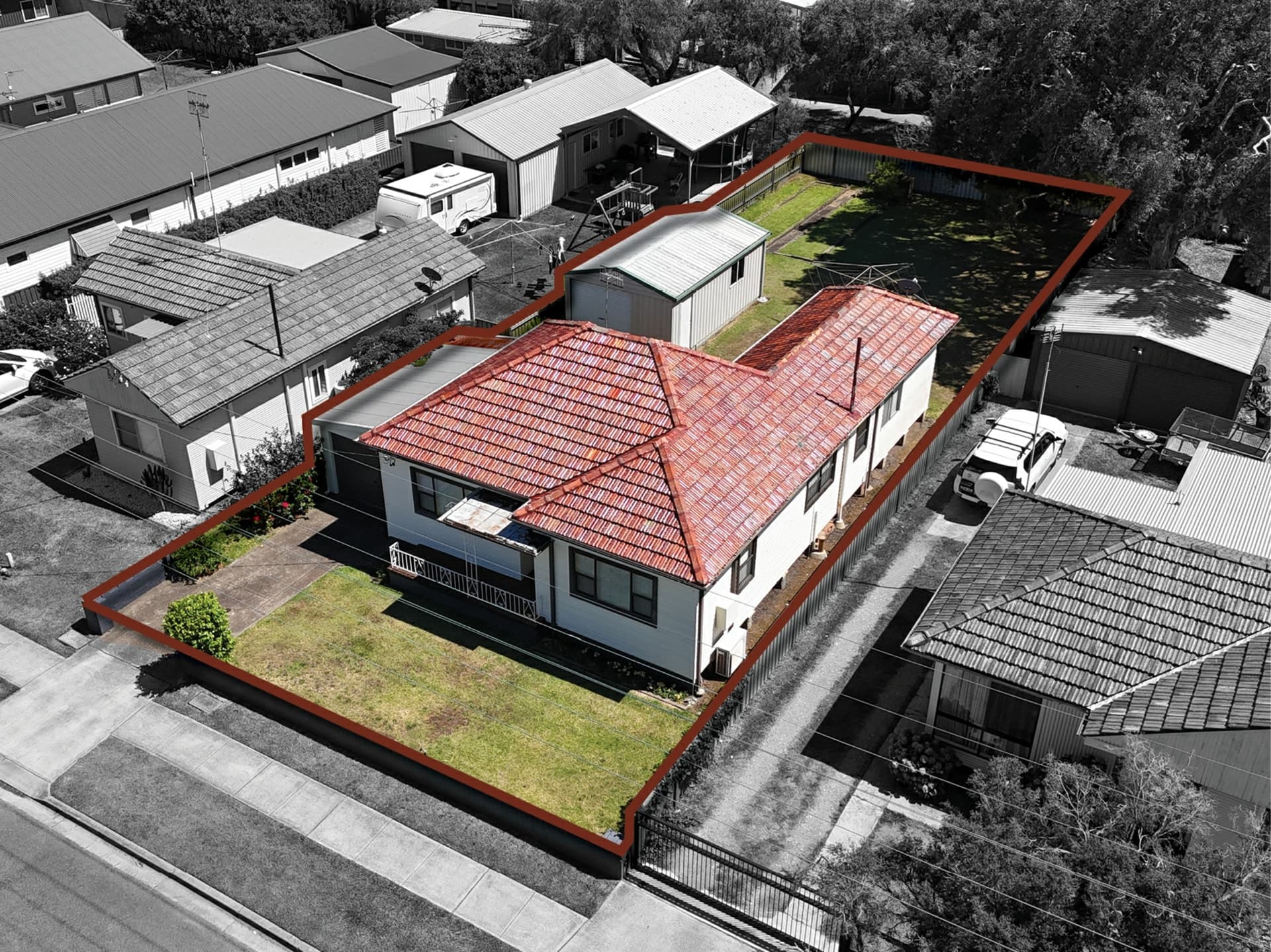 19 Hitchcock Avenue, Belmont, Belmont - Thumbnail 2