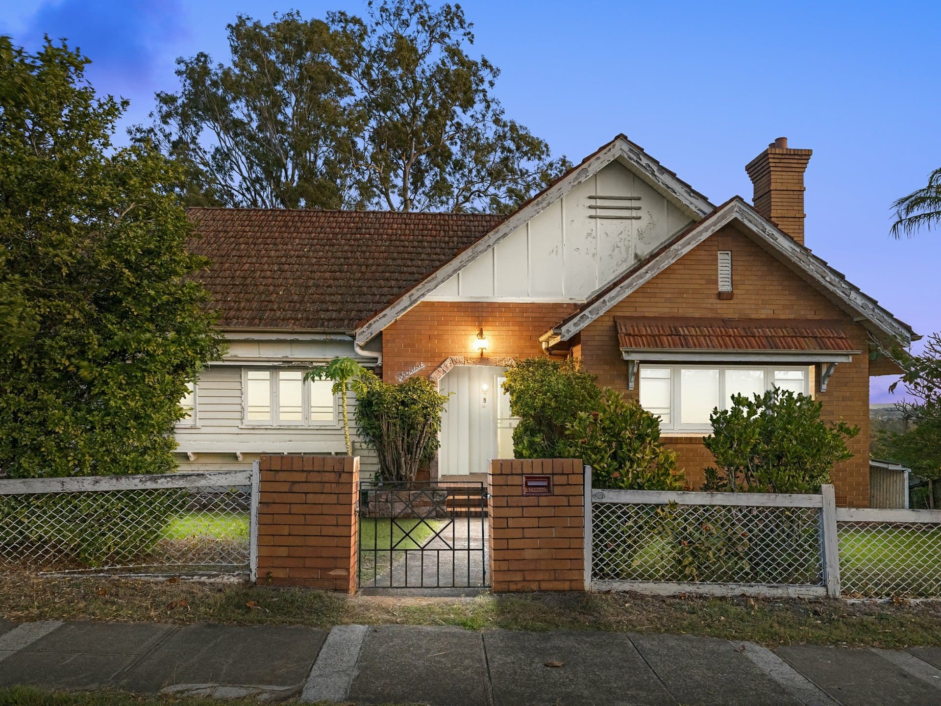 303-307 Swann Road, St Lucia, St Lucia - Image 1