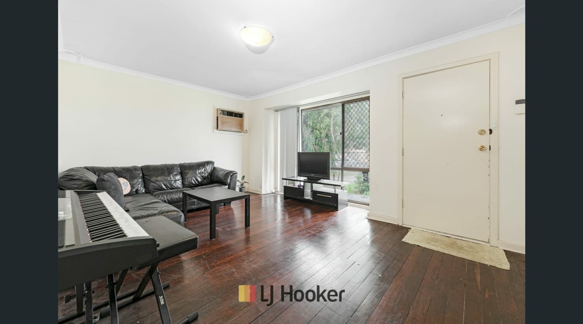 29 Montrose Avenue, Girrawheen, Girrawheen - Thumbnail 4