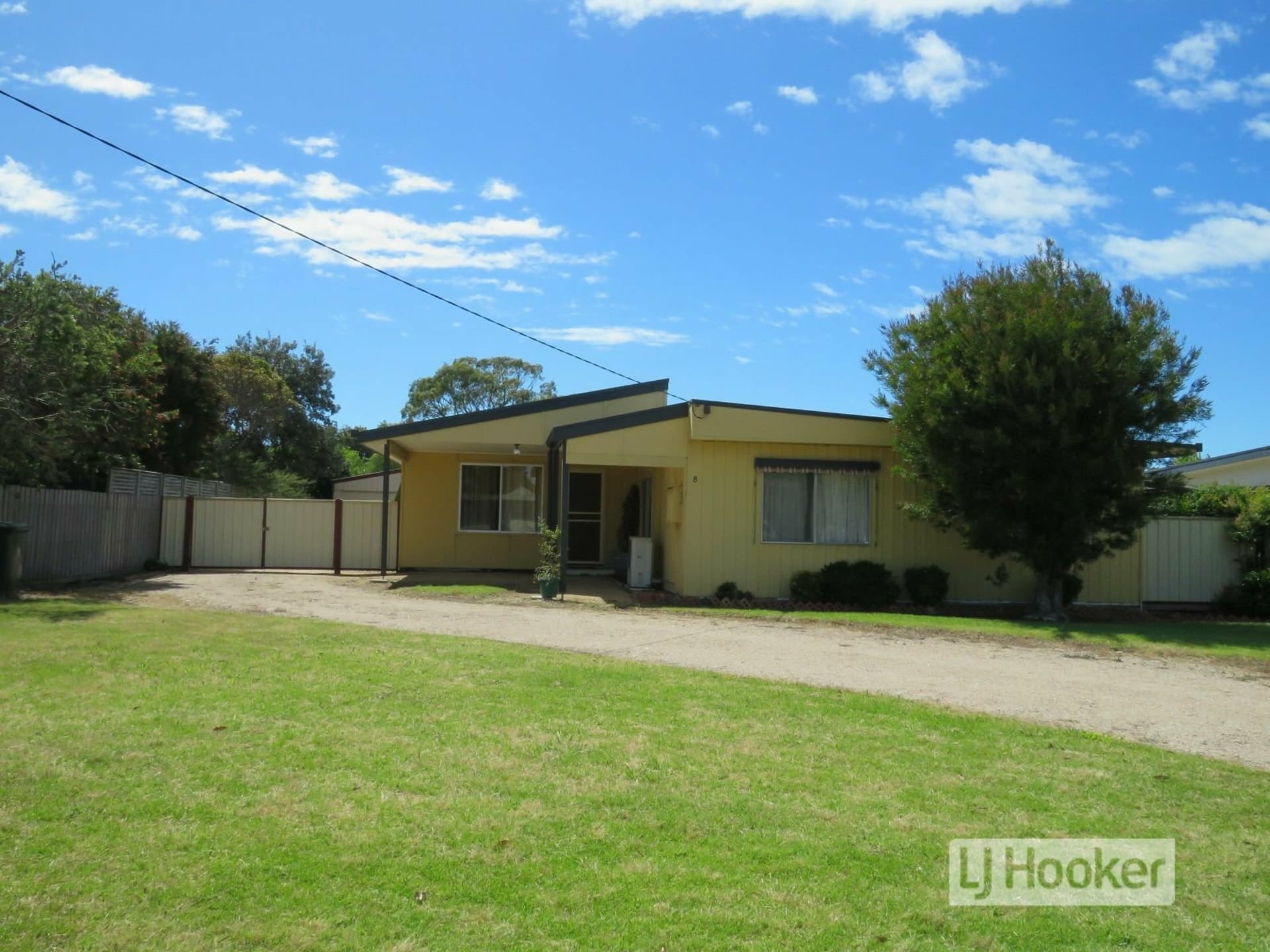8 Cumming Street, Paynesville, Paynesville - Thumbnail 2