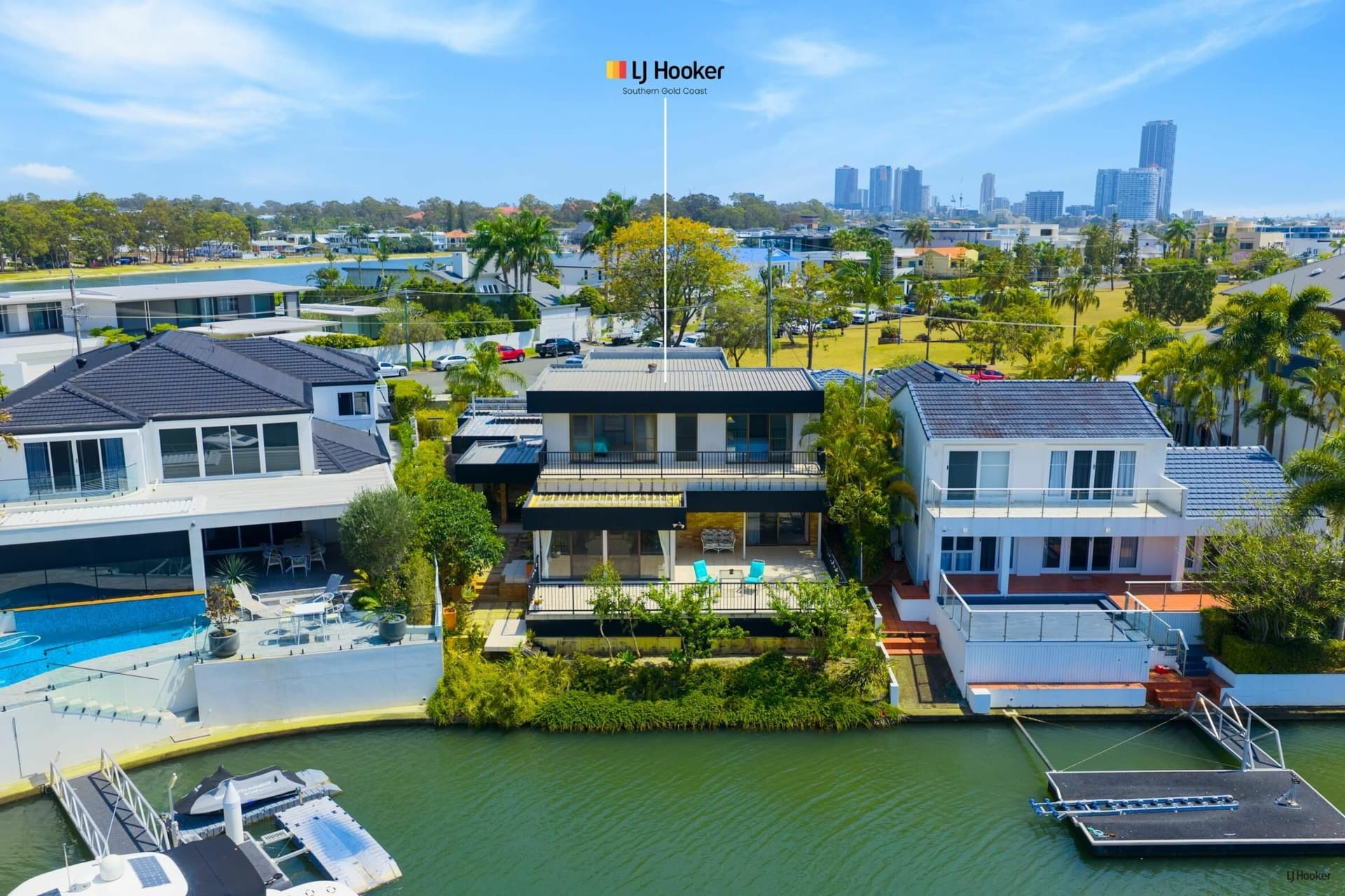38 Southern Cross Drive, Surfers Paradise, Surfers Paradise - Thumbnail 2
