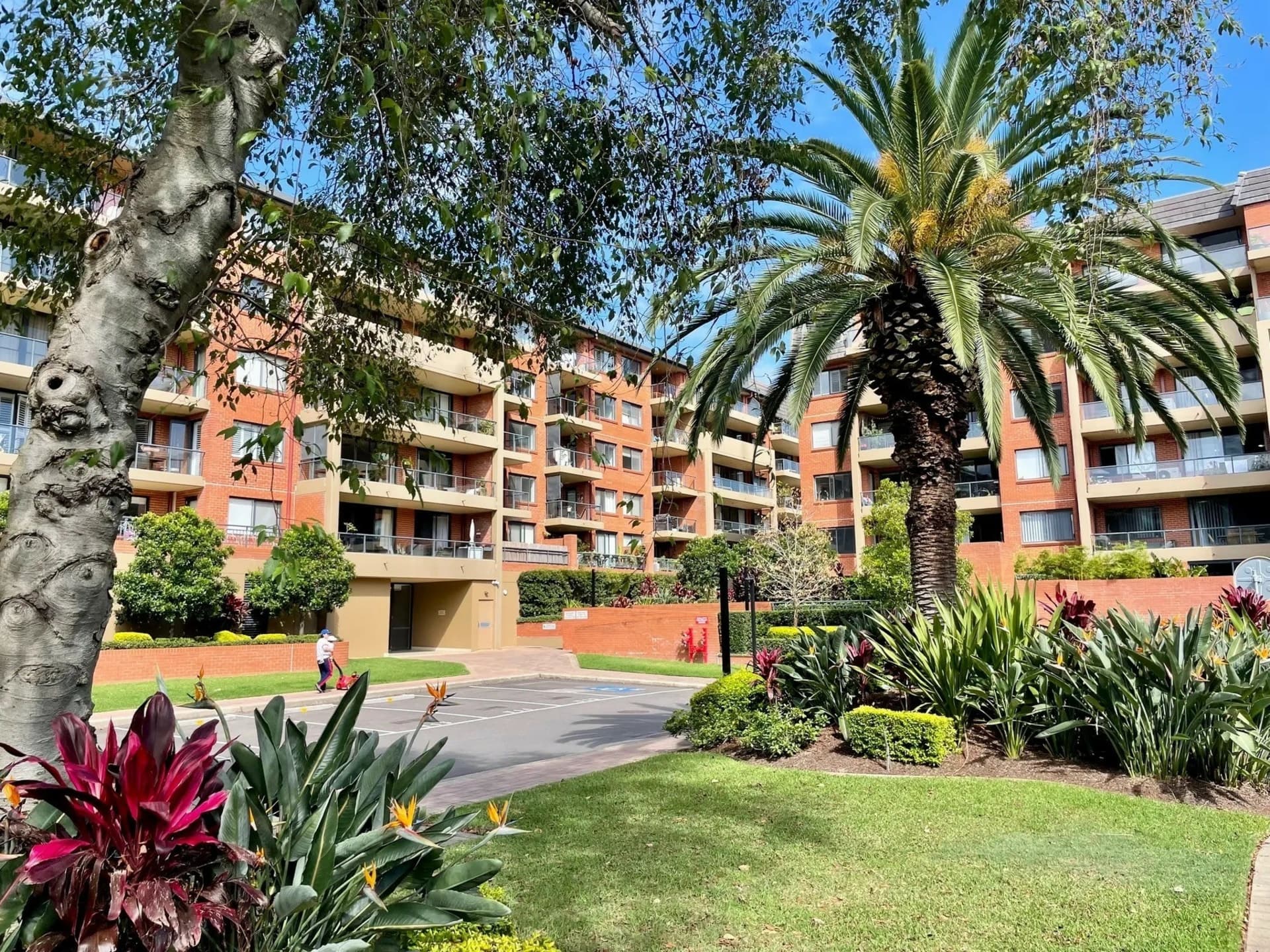6706/177-219 Mitchell Road, Erskineville, Erskineville - Thumbnail 4