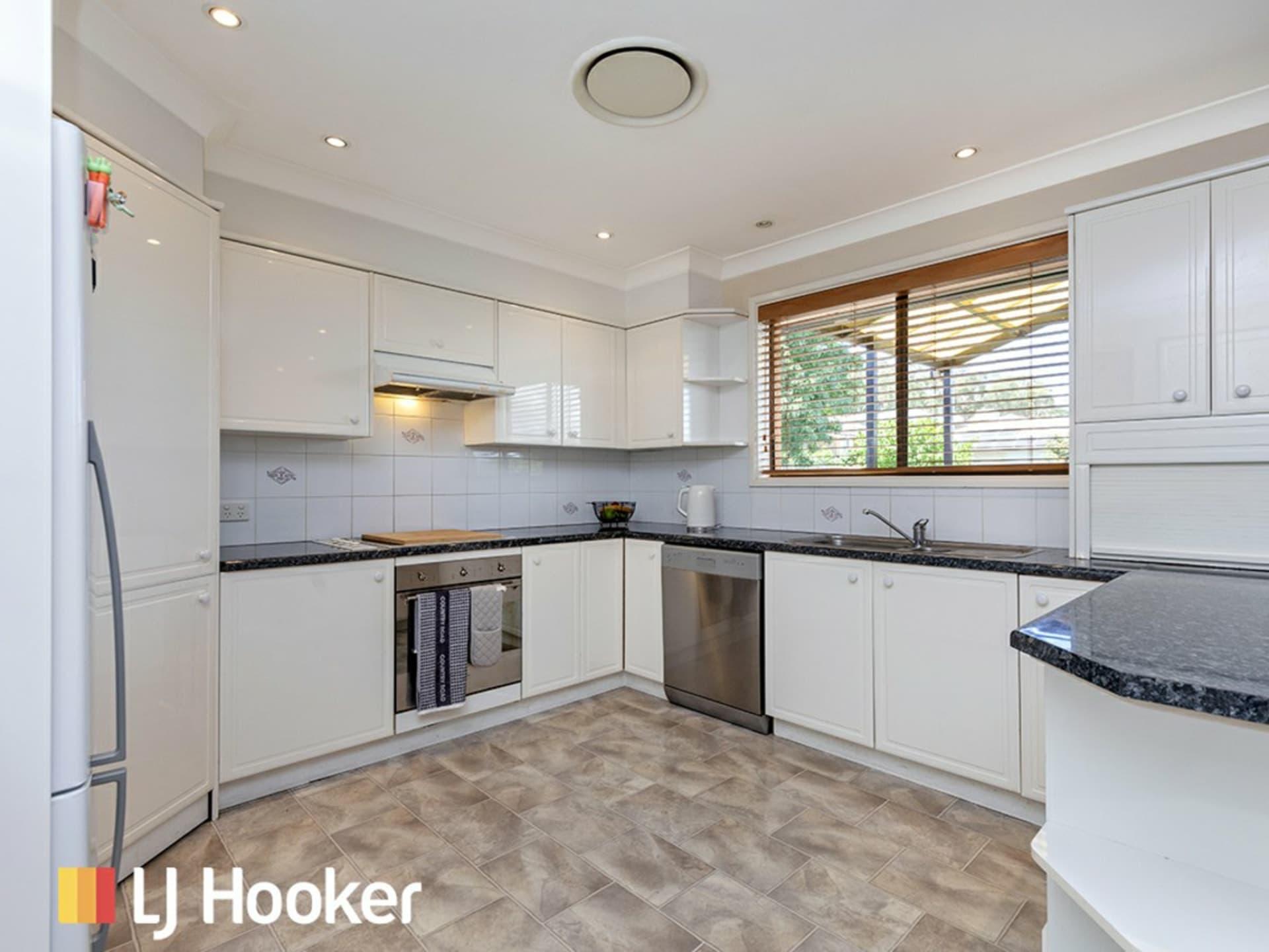33 Yarmouth Parade, Oxley Vale, Oxley Vale - Thumbnail 6