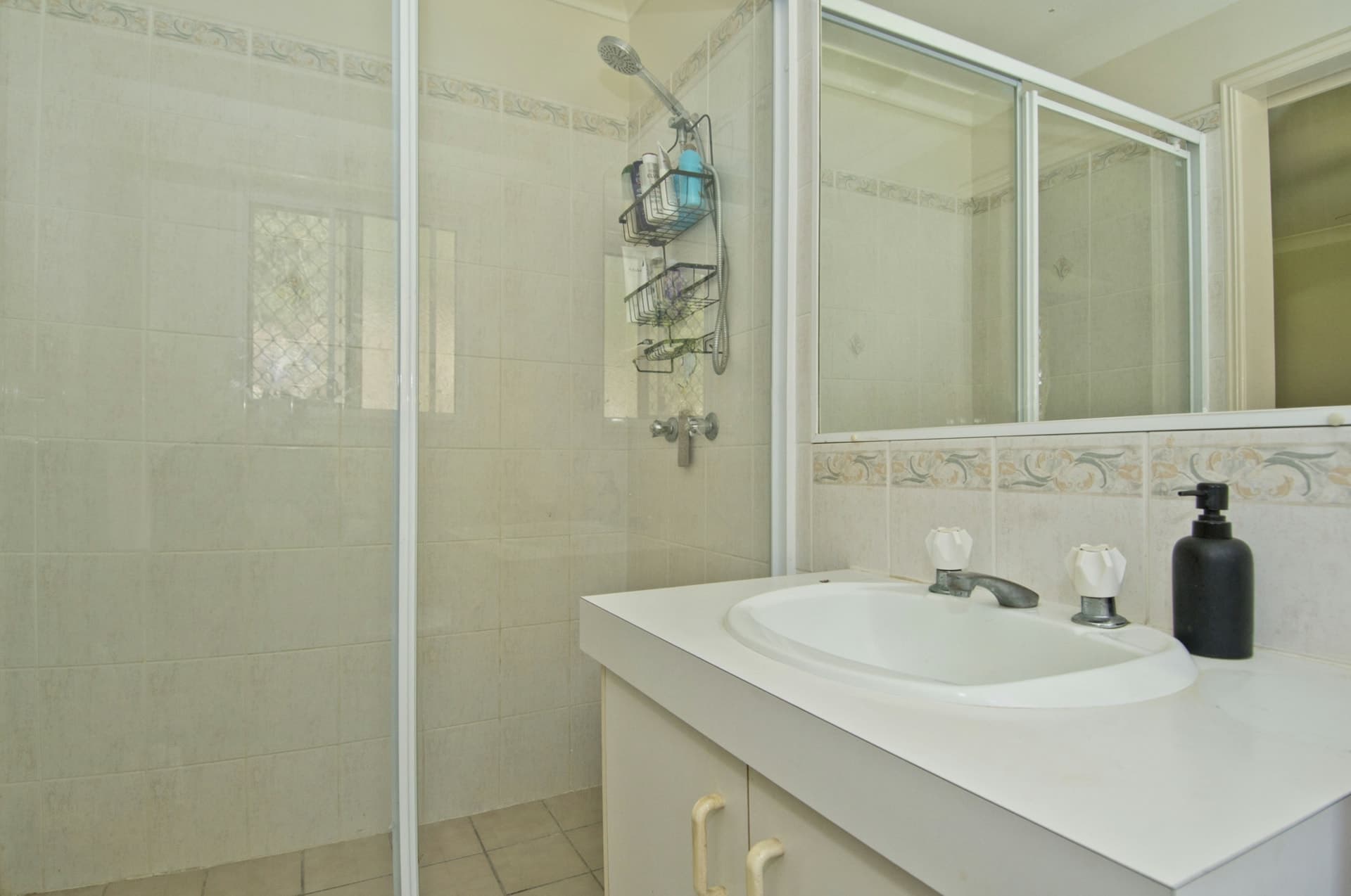 9 Paisley Court, Mount Warren Park, Mount Warren Park - Thumbnail 6