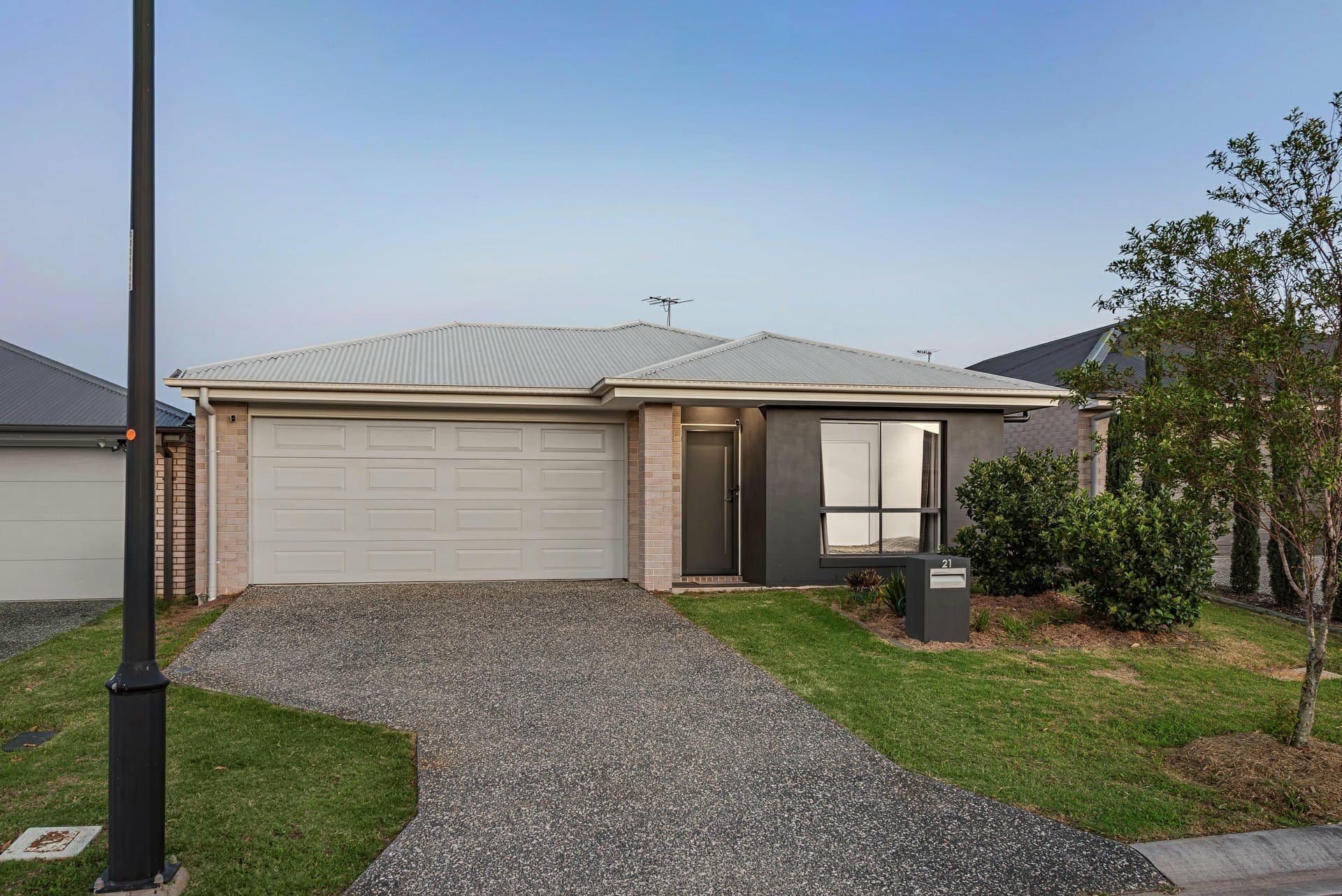 21 Ironbark Avenue, Park Ridge, Park Ridge - Image 1