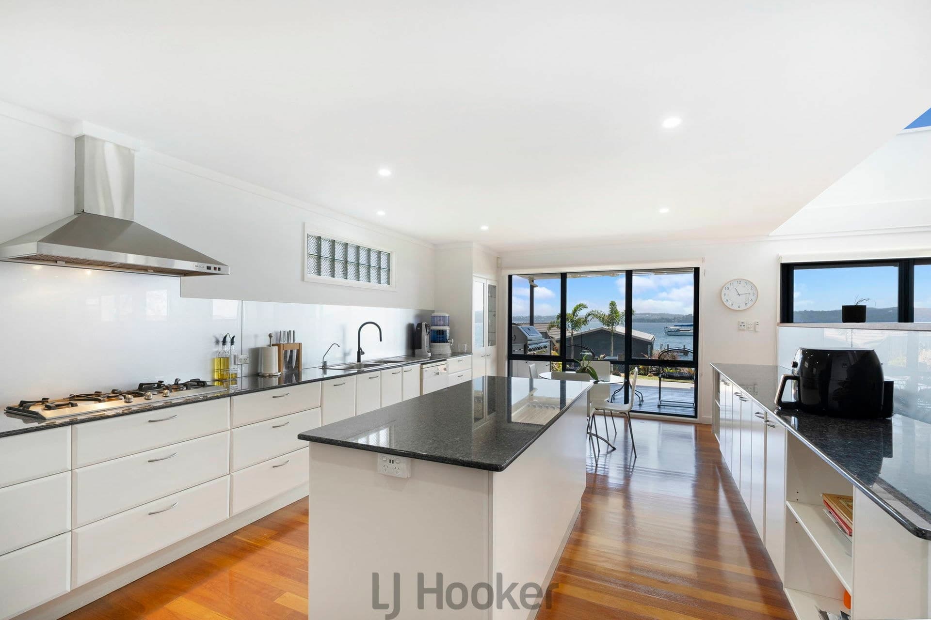 77 Excelsior Parade, Carey Bay, Carey Bay - Thumbnail 6