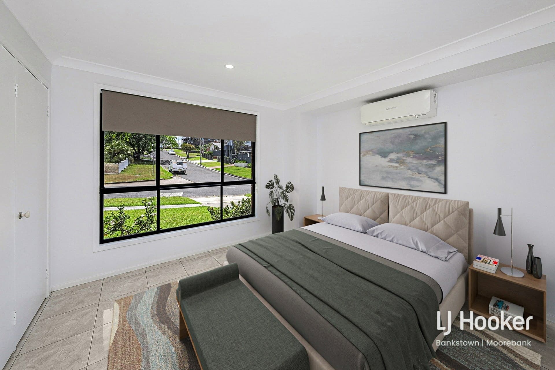 94 Renton Avenue, Moorebank, Moorebank - Thumbnail 4