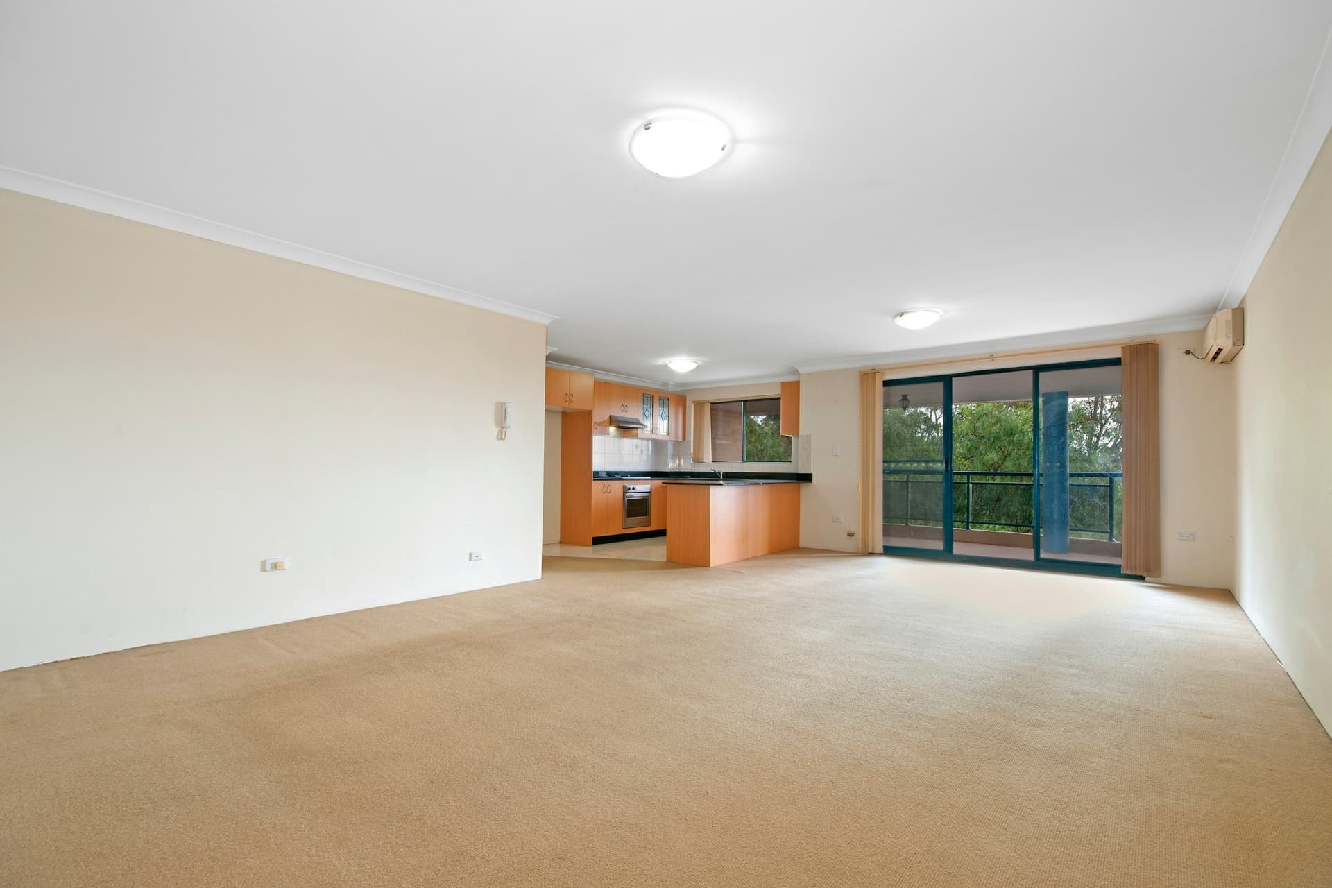 22/12-16 Blaxcell Street, Granville, Granville - Thumbnail 3