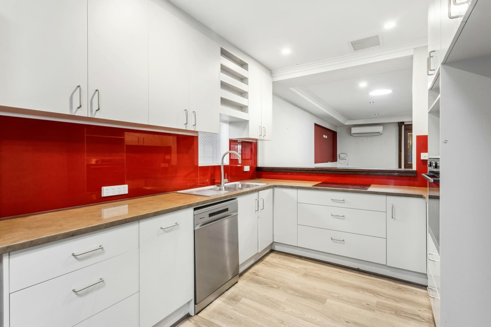 15 Somerset Avenue, Redwood Park, Redwood Park - Thumbnail 4
