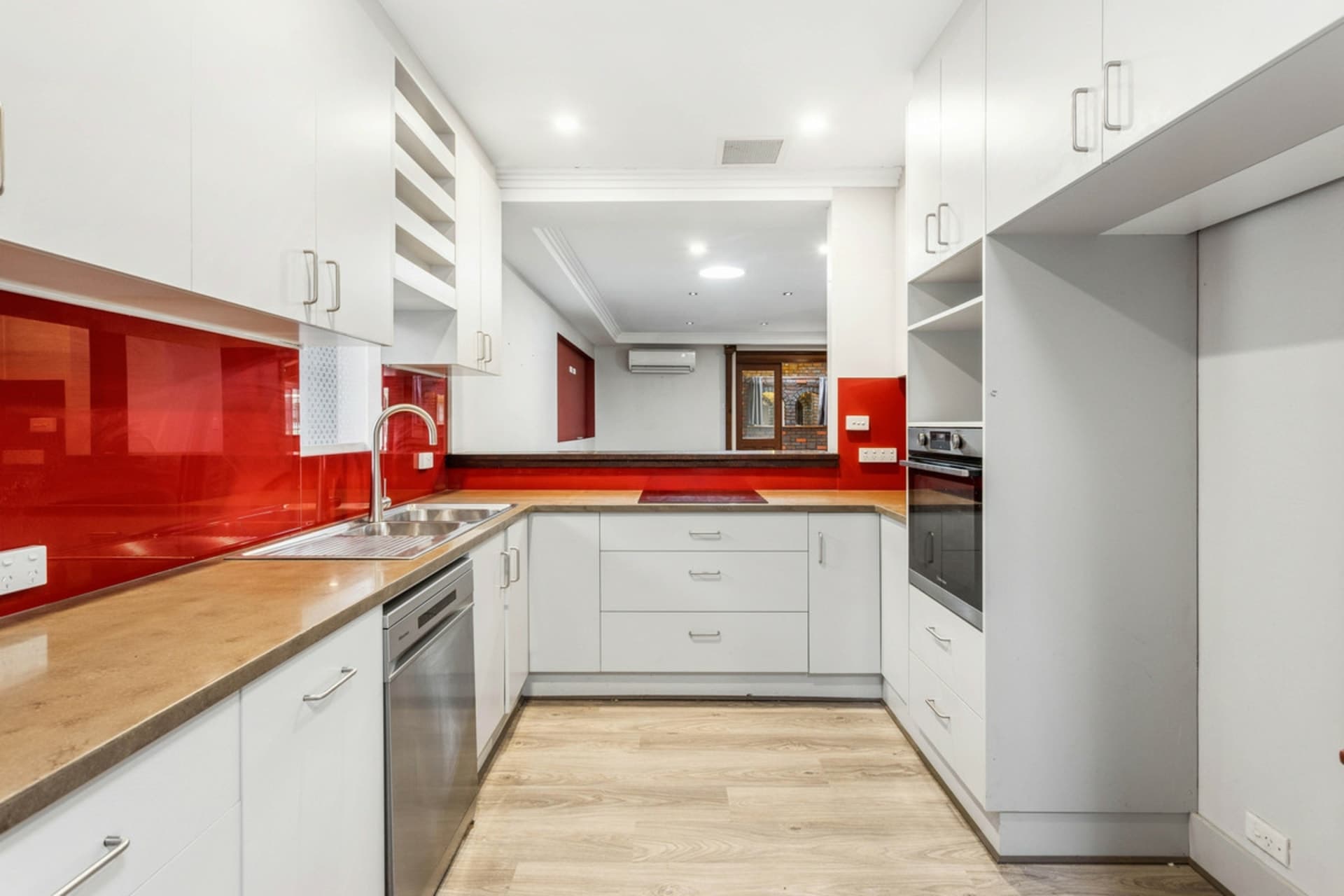 15 Somerset Avenue, Redwood Park, Redwood Park - Thumbnail 5