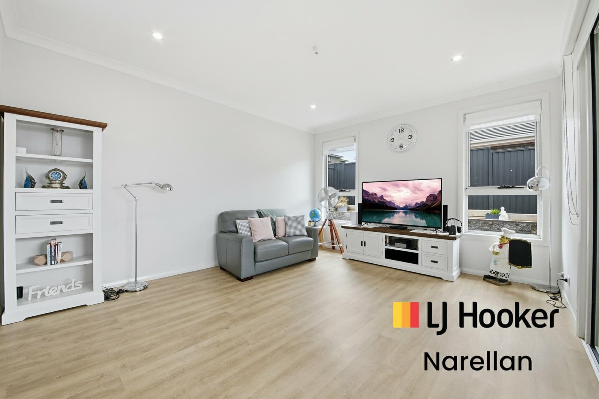 12 Mulholland Avenue, Campbelltown, Campbelltown - Thumbnail 3