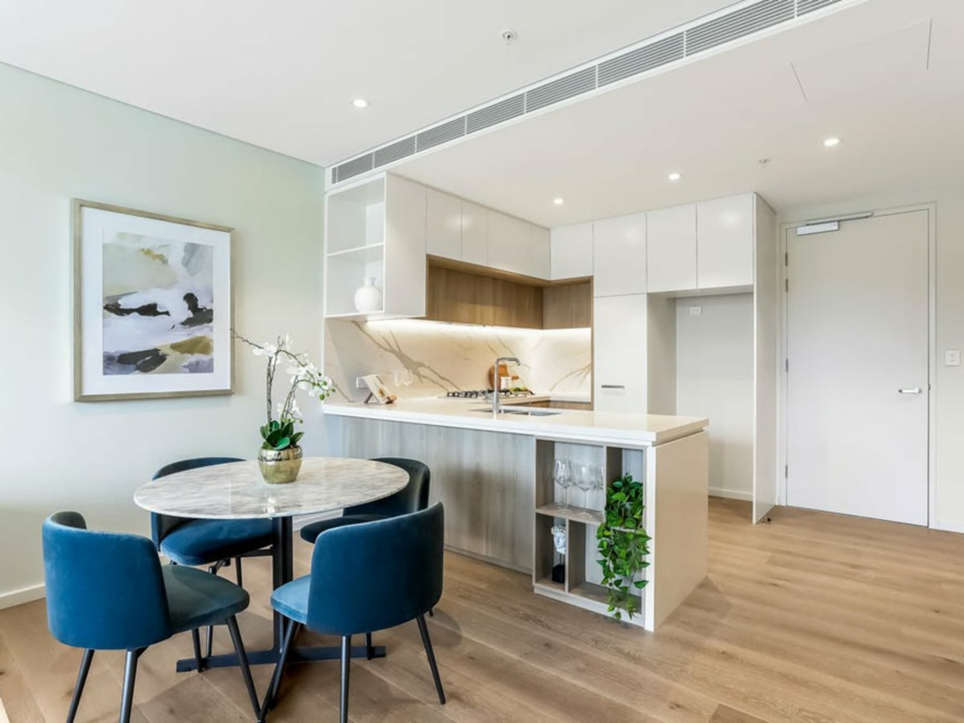 308/989-1015 Pacific Highway, Roseville, Roseville - Thumbnail 2