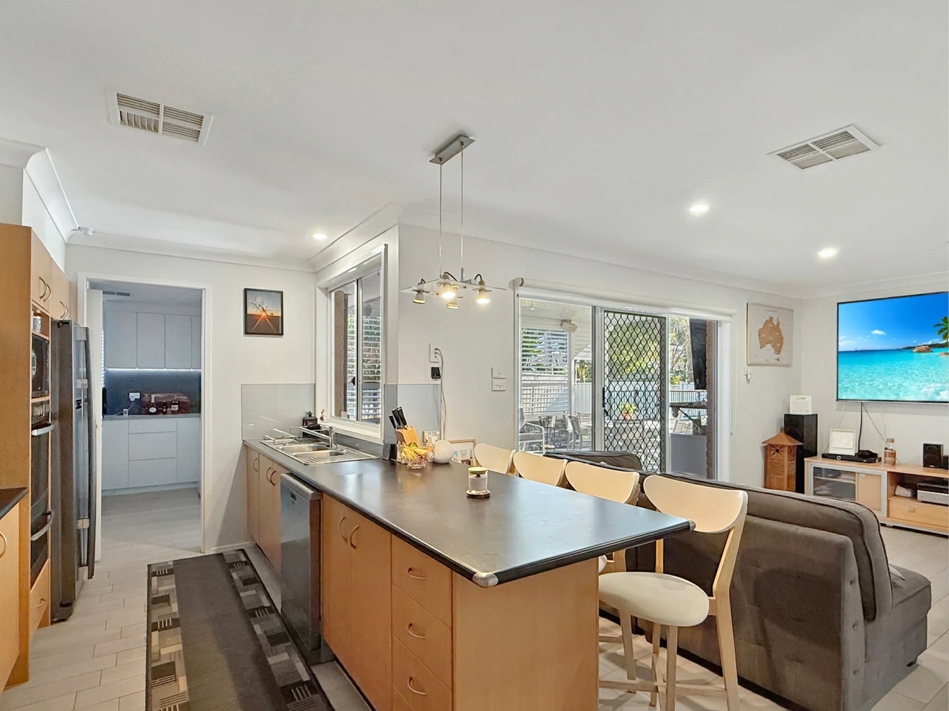 7 Edgewood Close, Tingira Heights, Tingira Heights - Thumbnail 6