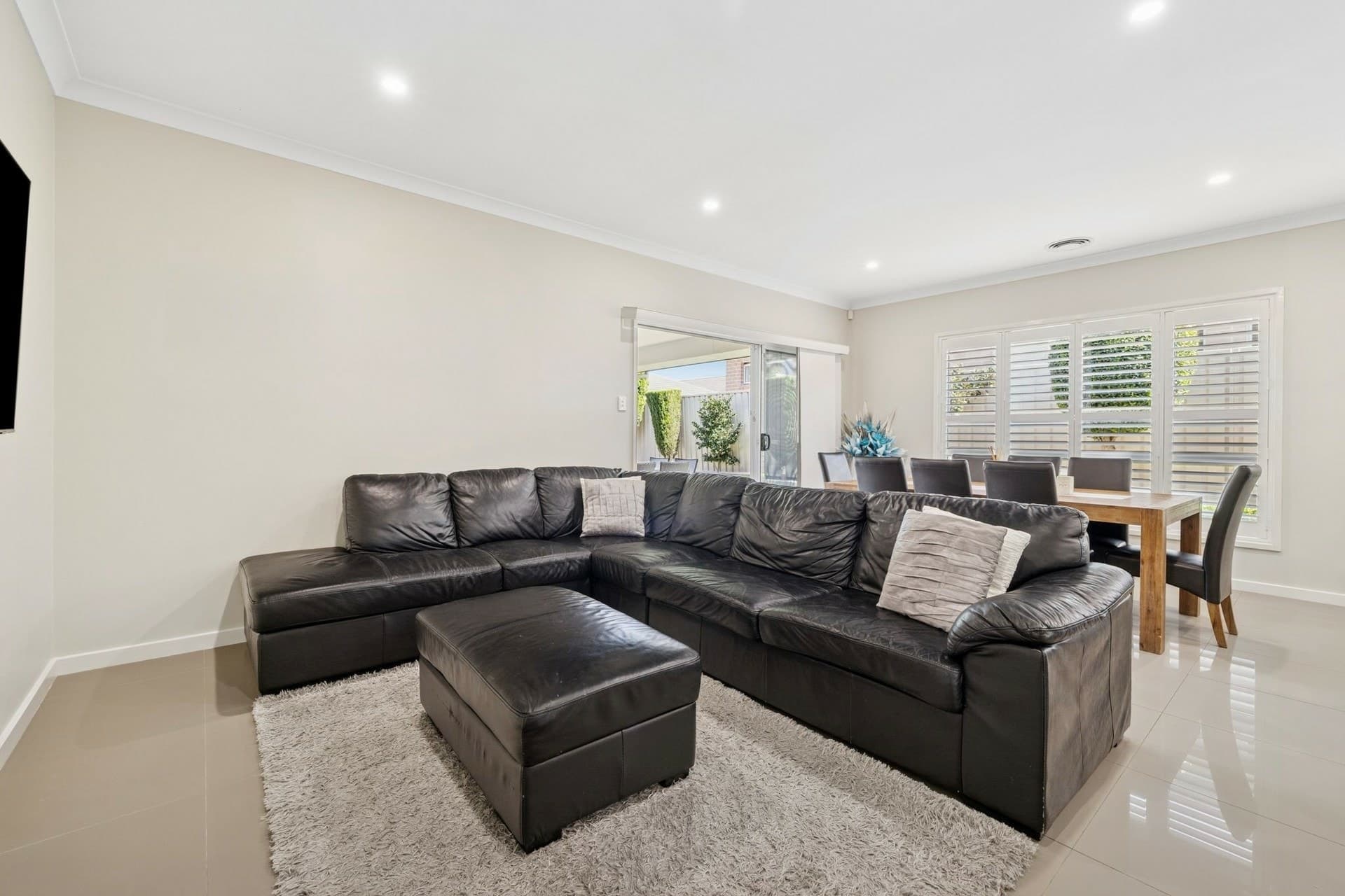 19 Fury Street, Oran Park, Oran Park - Thumbnail 2
