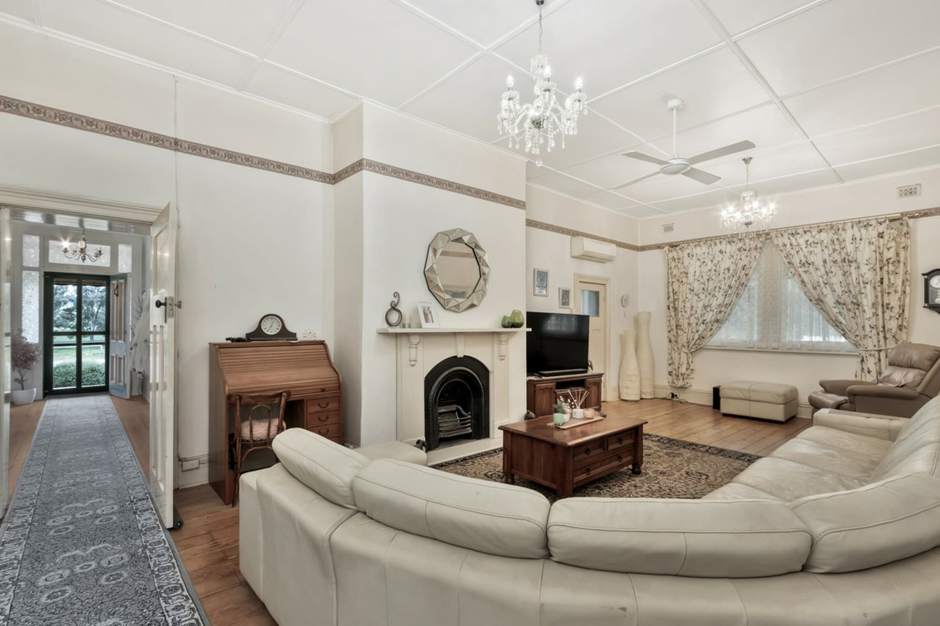 110 Greenslades Road, Saddleworth, Saddleworth - Thumbnail 8