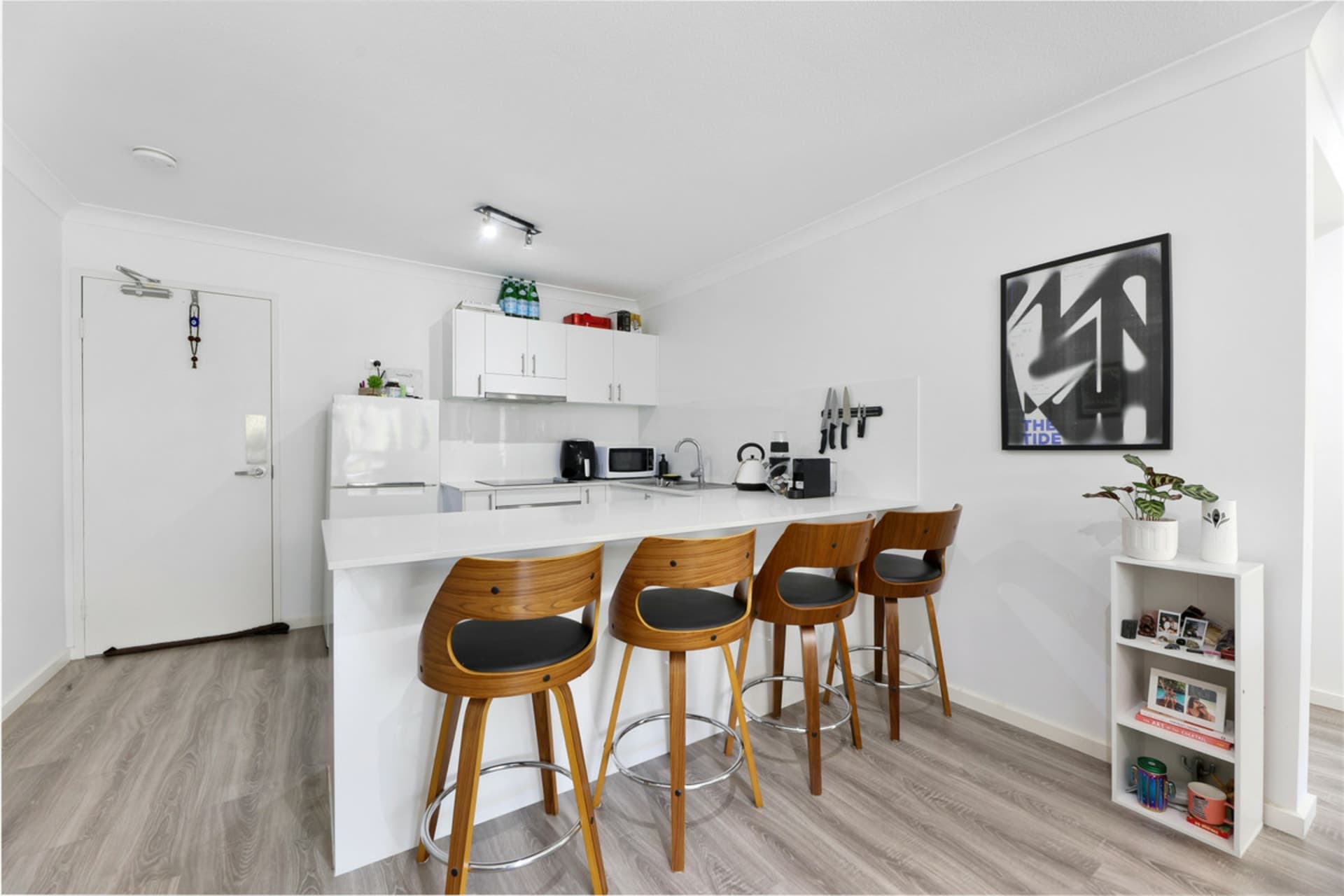 12/10-16 Genoa Street, Surfers Paradise, Surfers Paradise - Thumbnail 6