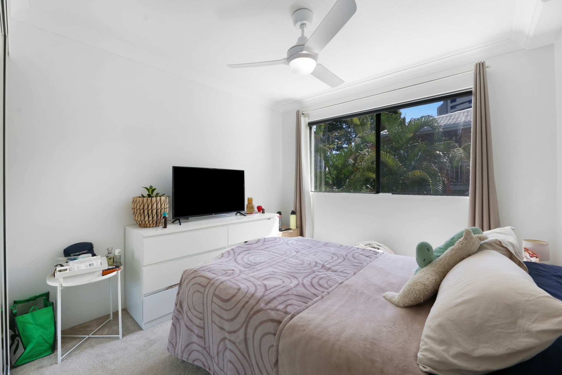 12/10-16 Genoa Street, Surfers Paradise, Surfers Paradise - Thumbnail 7