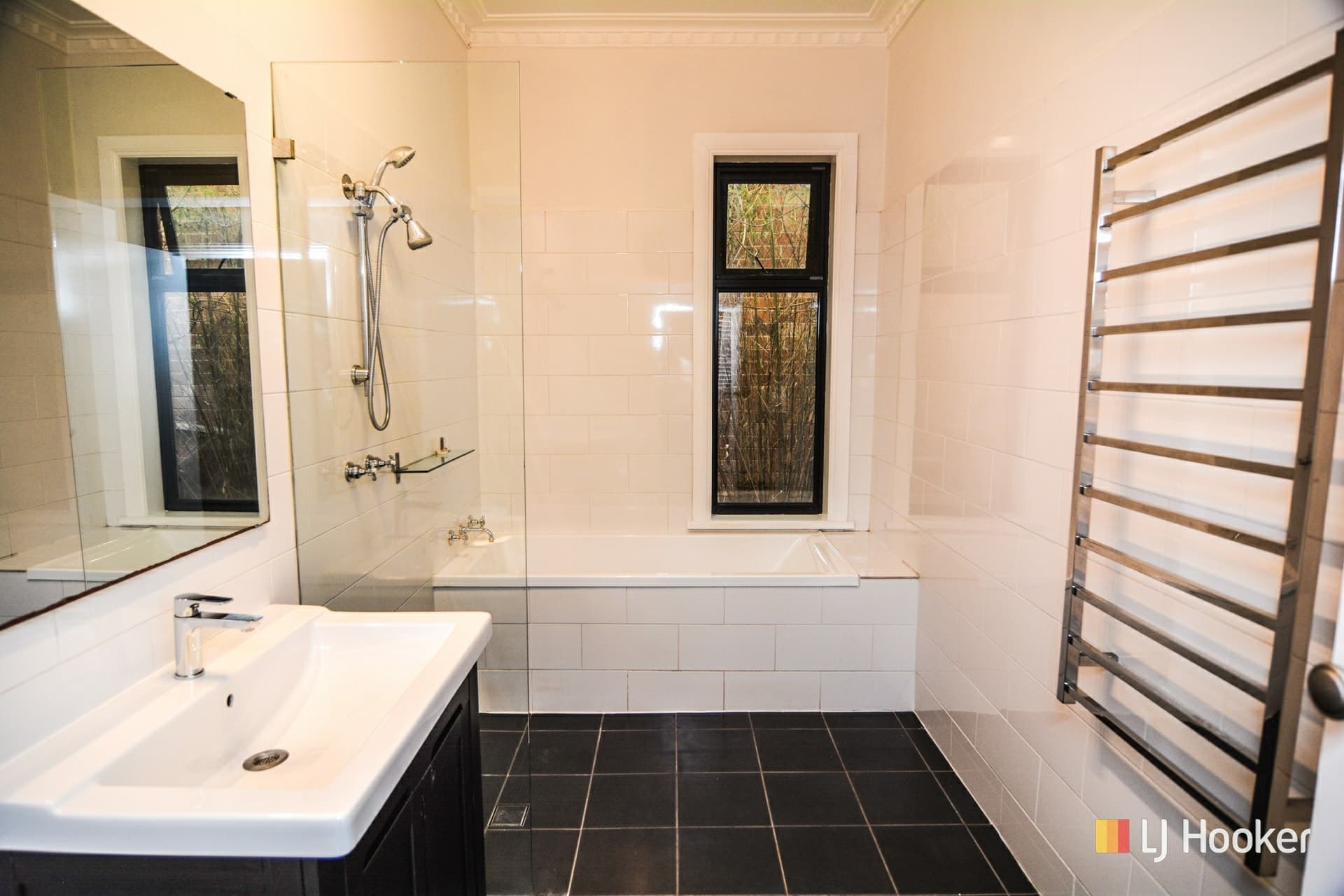 19 Vale Street, Portland, Portland - Thumbnail 3