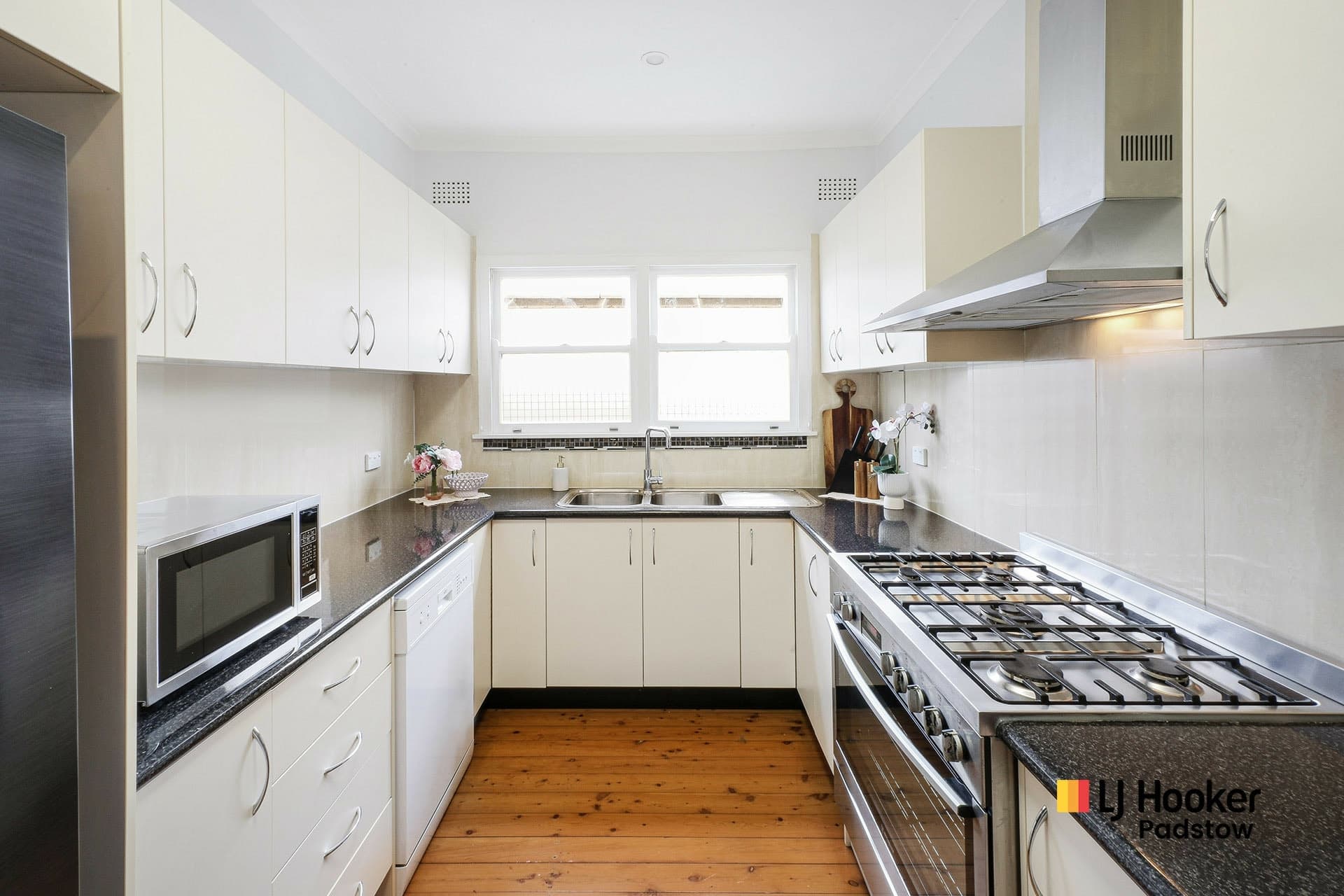 44 Raine Road, Revesby, Revesby - Thumbnail 4