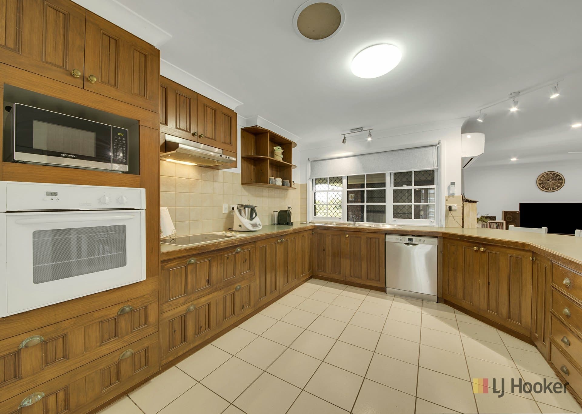 55 Cremorne Drive, Tannum Sands, Tannum Sands - Thumbnail 5