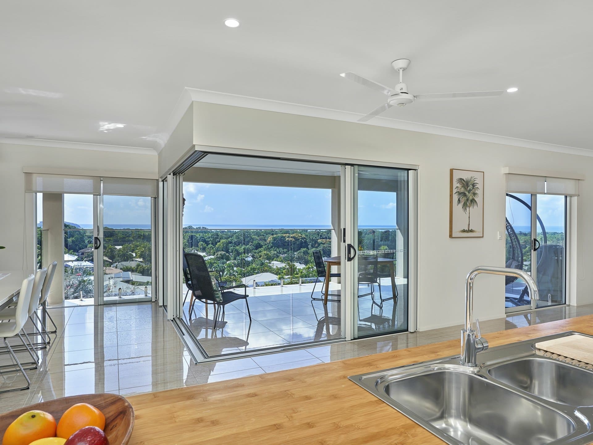 14 Savannah Street, Palm Cove, Palm Cove - Thumbnail 2