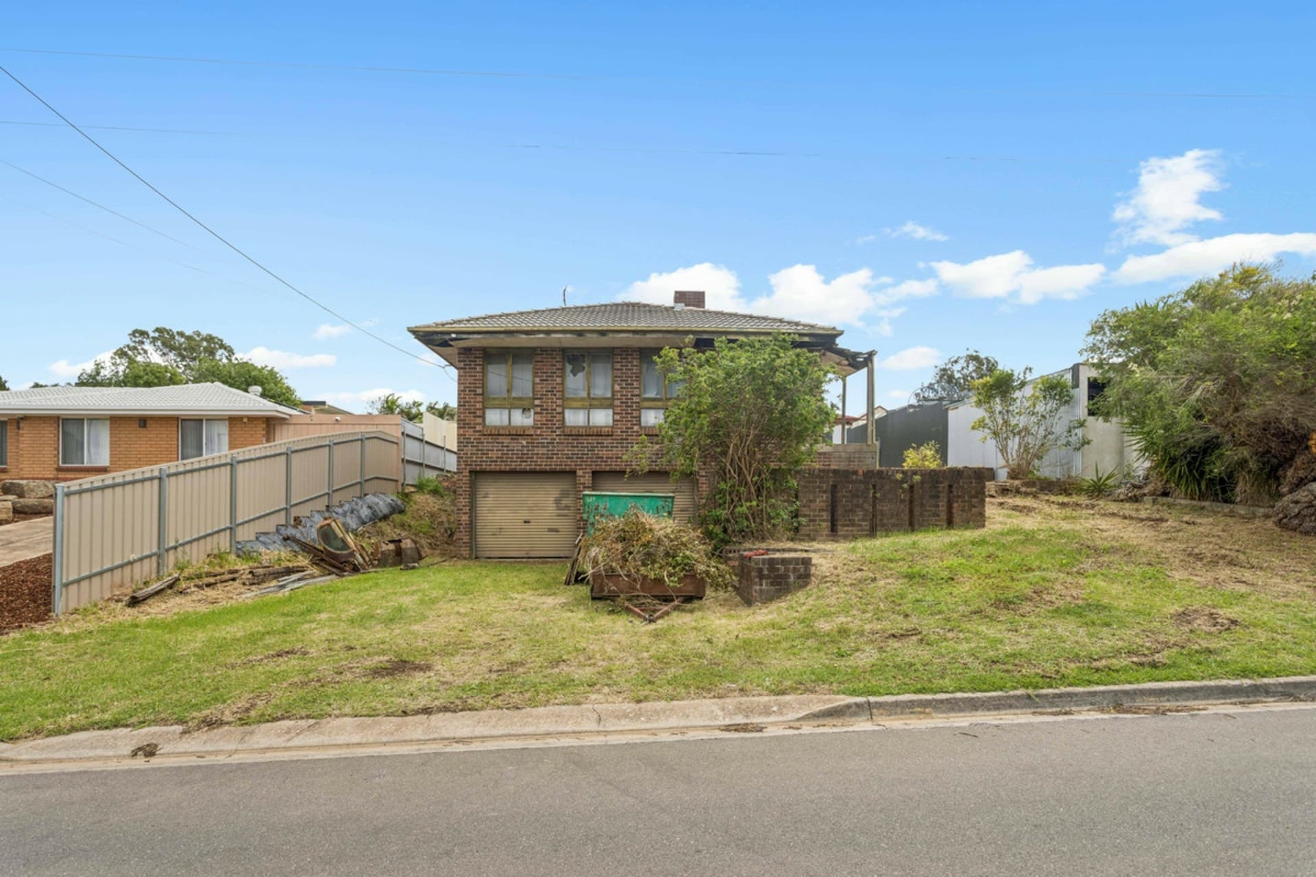 32 Scenic Way East, Ridgehaven, Ridgehaven - Image 1