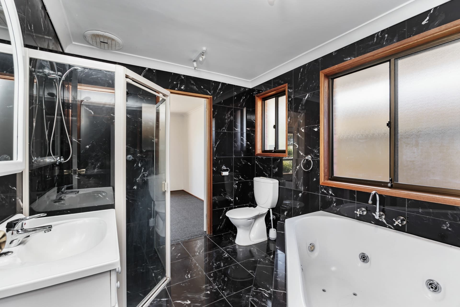 6 Mclean Court, Andrews Farm, Andrews Farm - Thumbnail 7