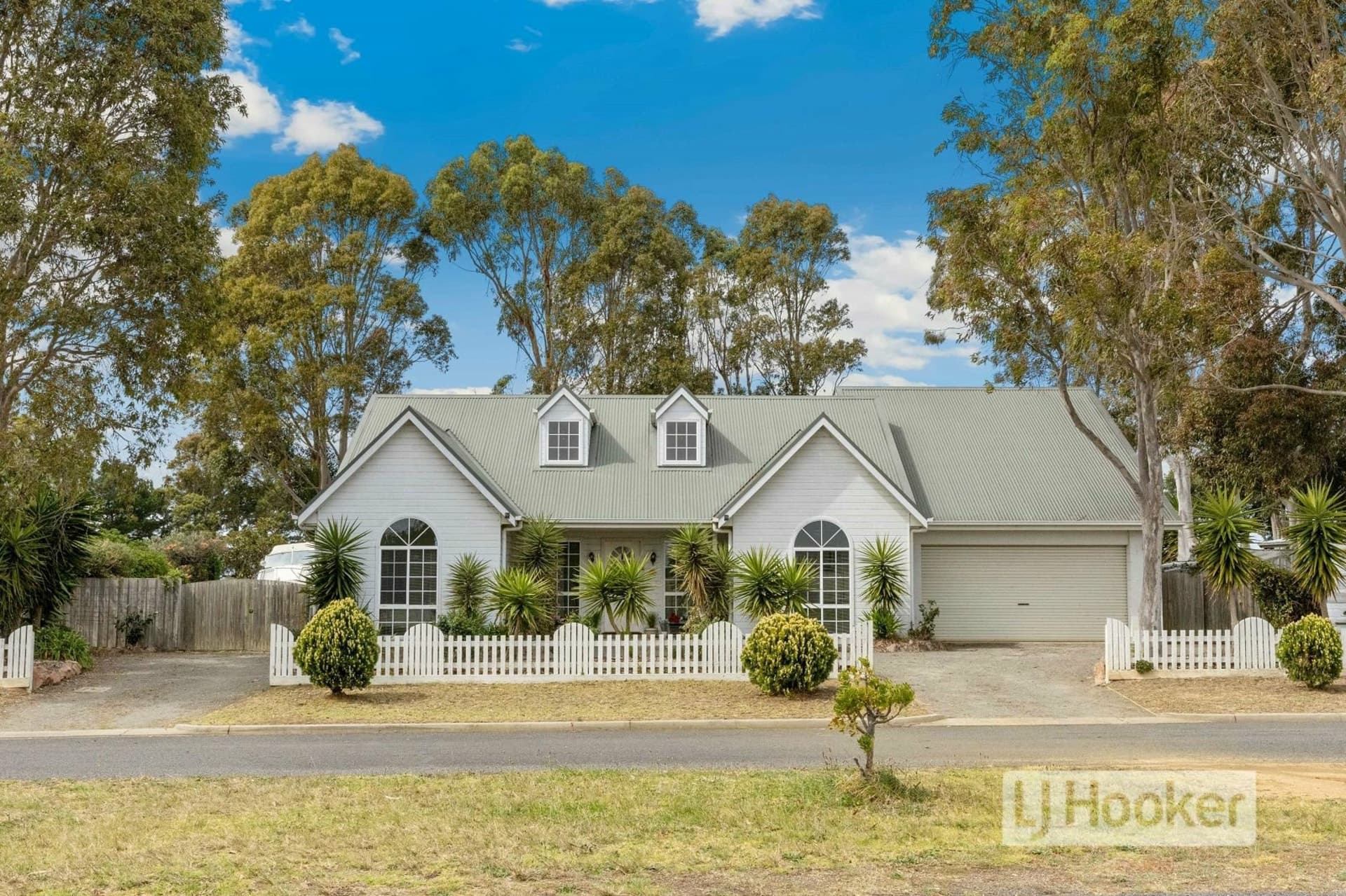 14 Butlers Point Drive, Newlands Arm, Newlands Arm - Image 1