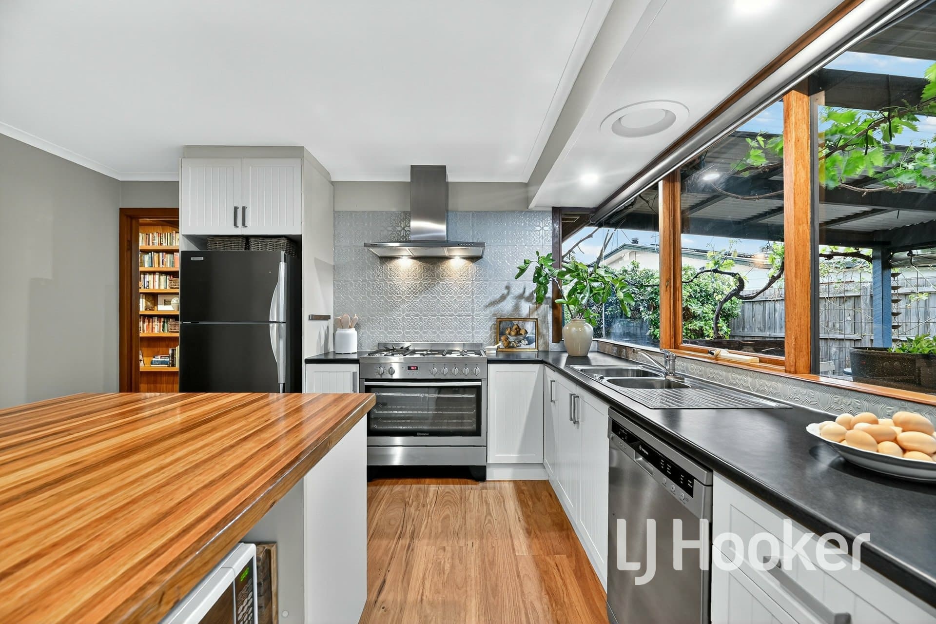 54 Railway Avenue, Tynong, Tynong - Thumbnail 4