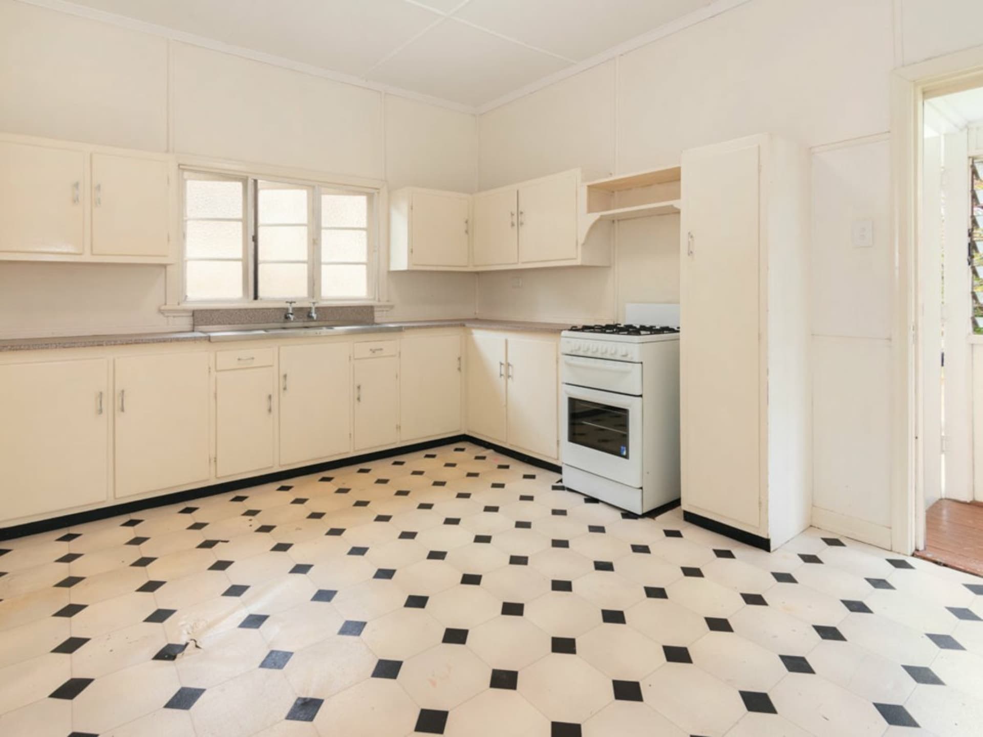 11 Eliza Street, Clayfield, Clayfield - Thumbnail 4