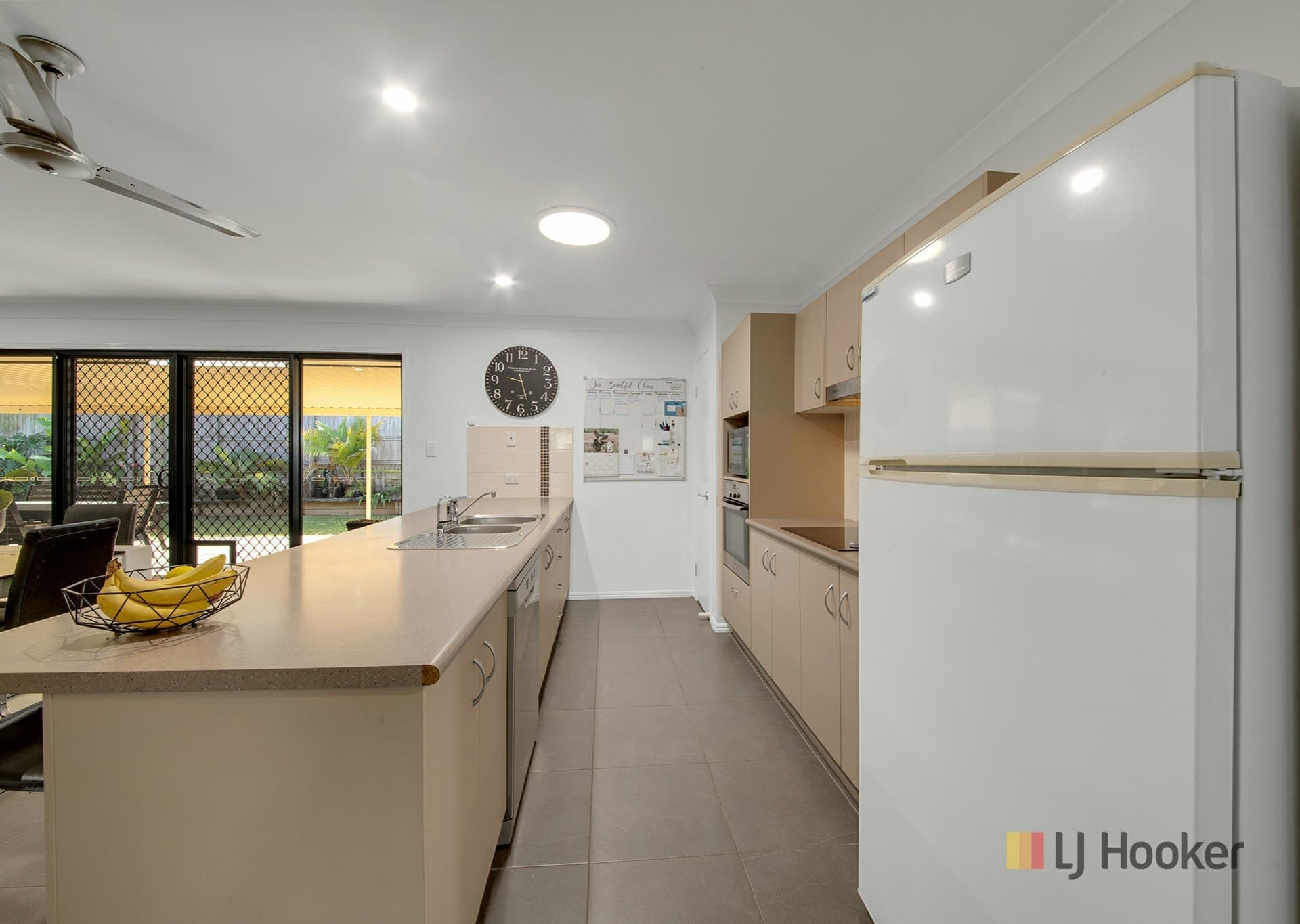 31 Longreach Court, Tannum Sands, Tannum Sands - Thumbnail 6