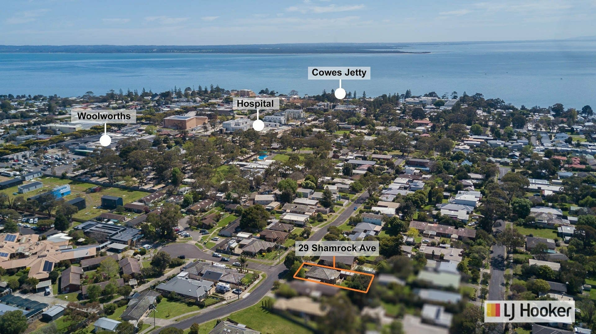 29 Shamrock Avenue, Cowes, Cowes - Thumbnail 2
