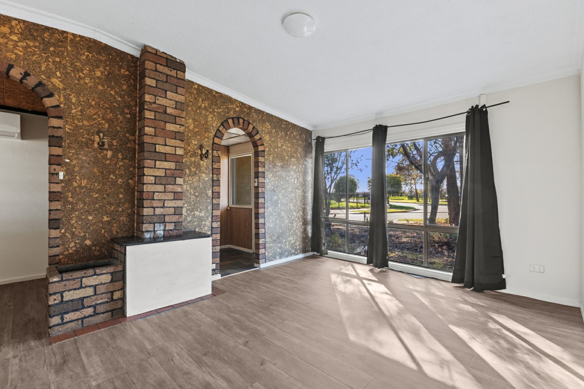 47 Bulkington Road, Davoren Park, Davoren Park - Thumbnail 2