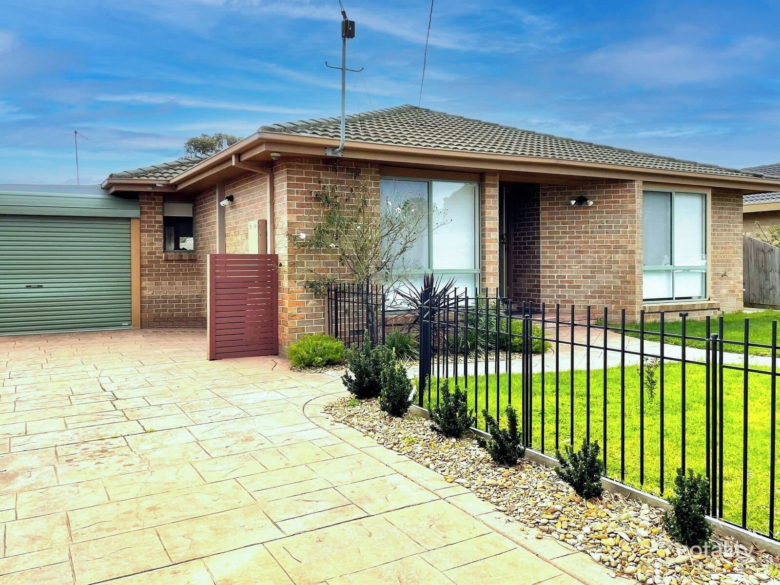 77 East Road, Seaford, Seaford - Image 1