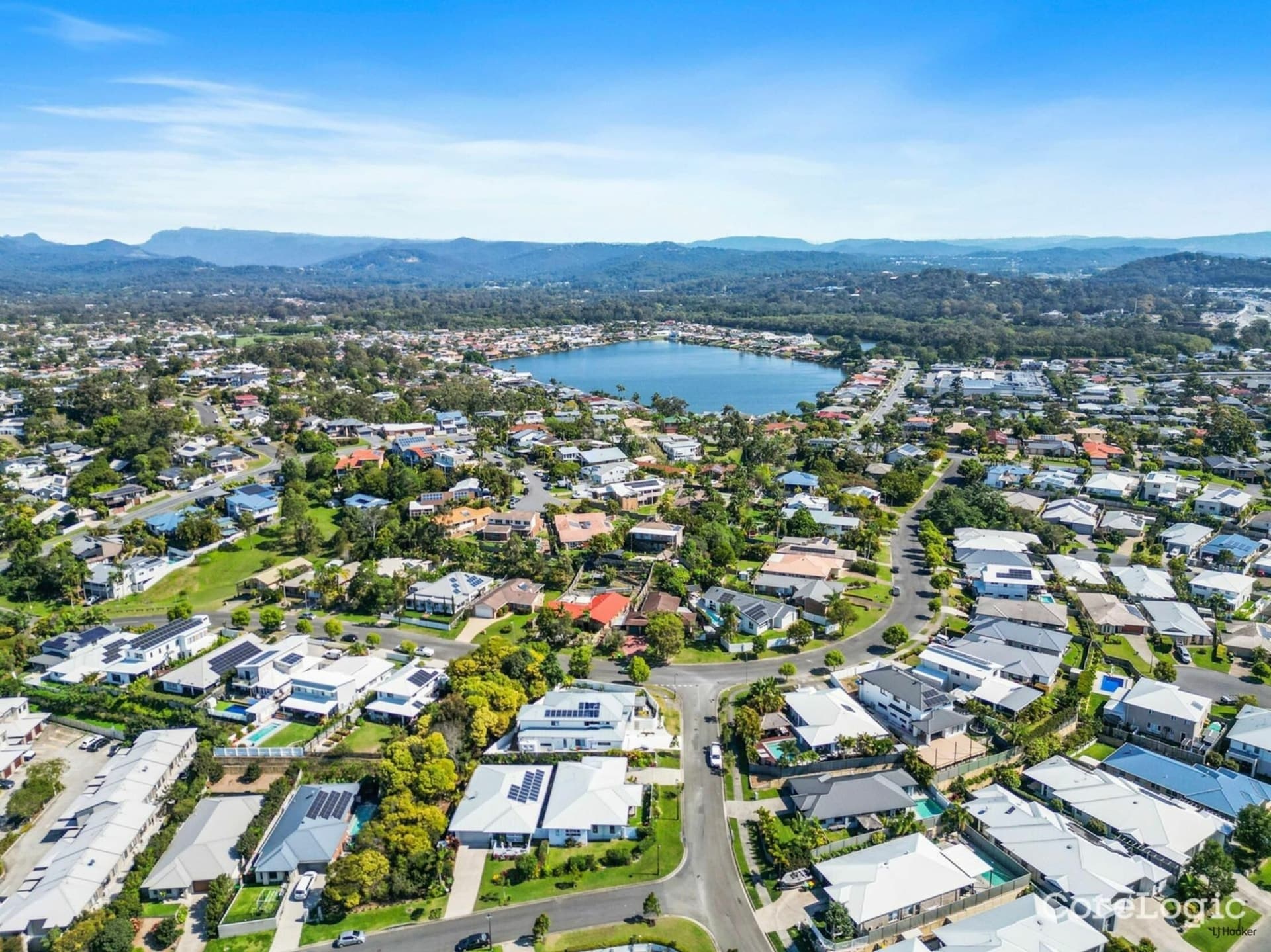 3 Darnel Street, Elanora, Elanora - Image 1