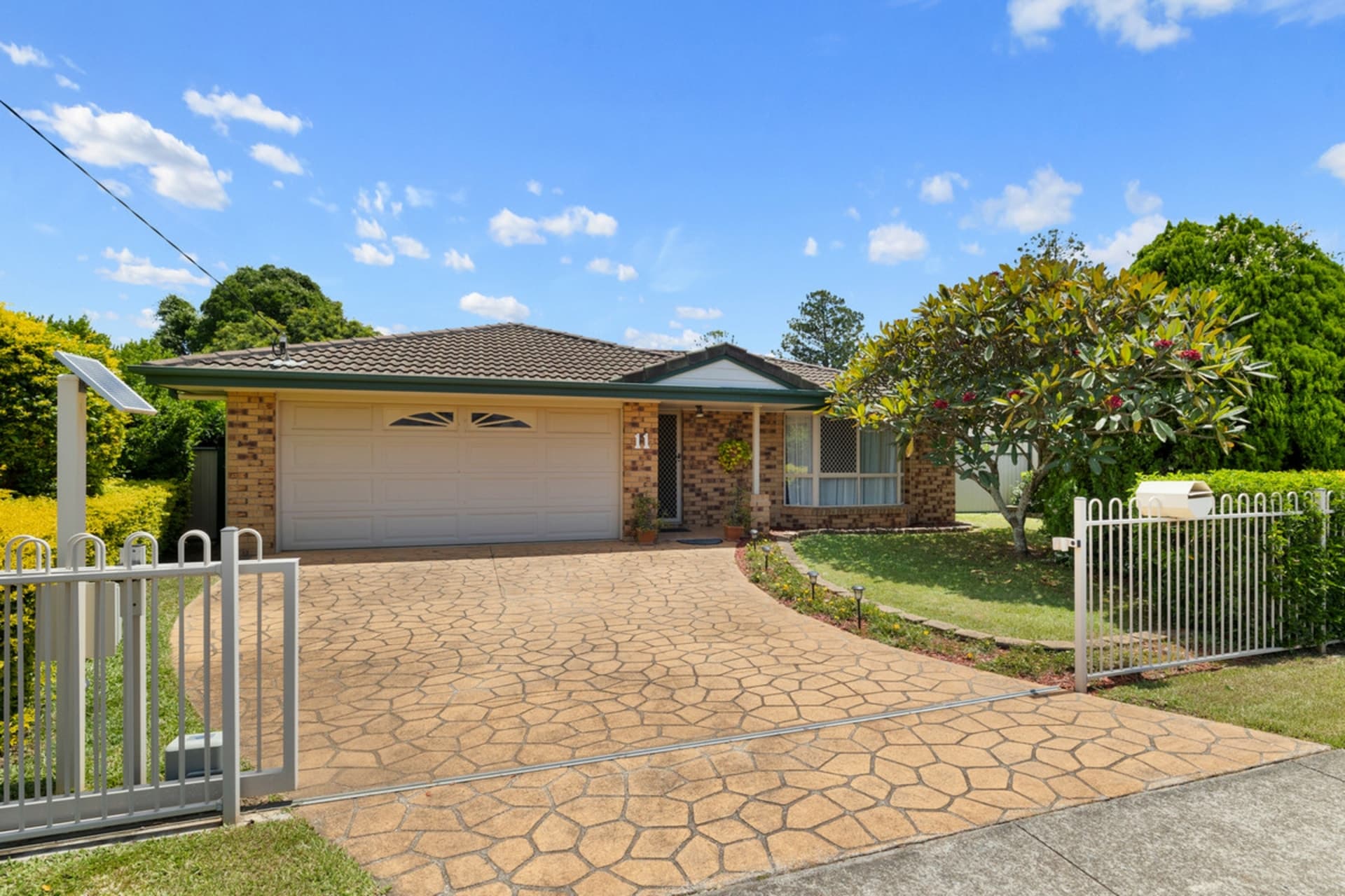 11 Cleveland-Redland Bay Road, Thornlands, Thornlands - Image 1