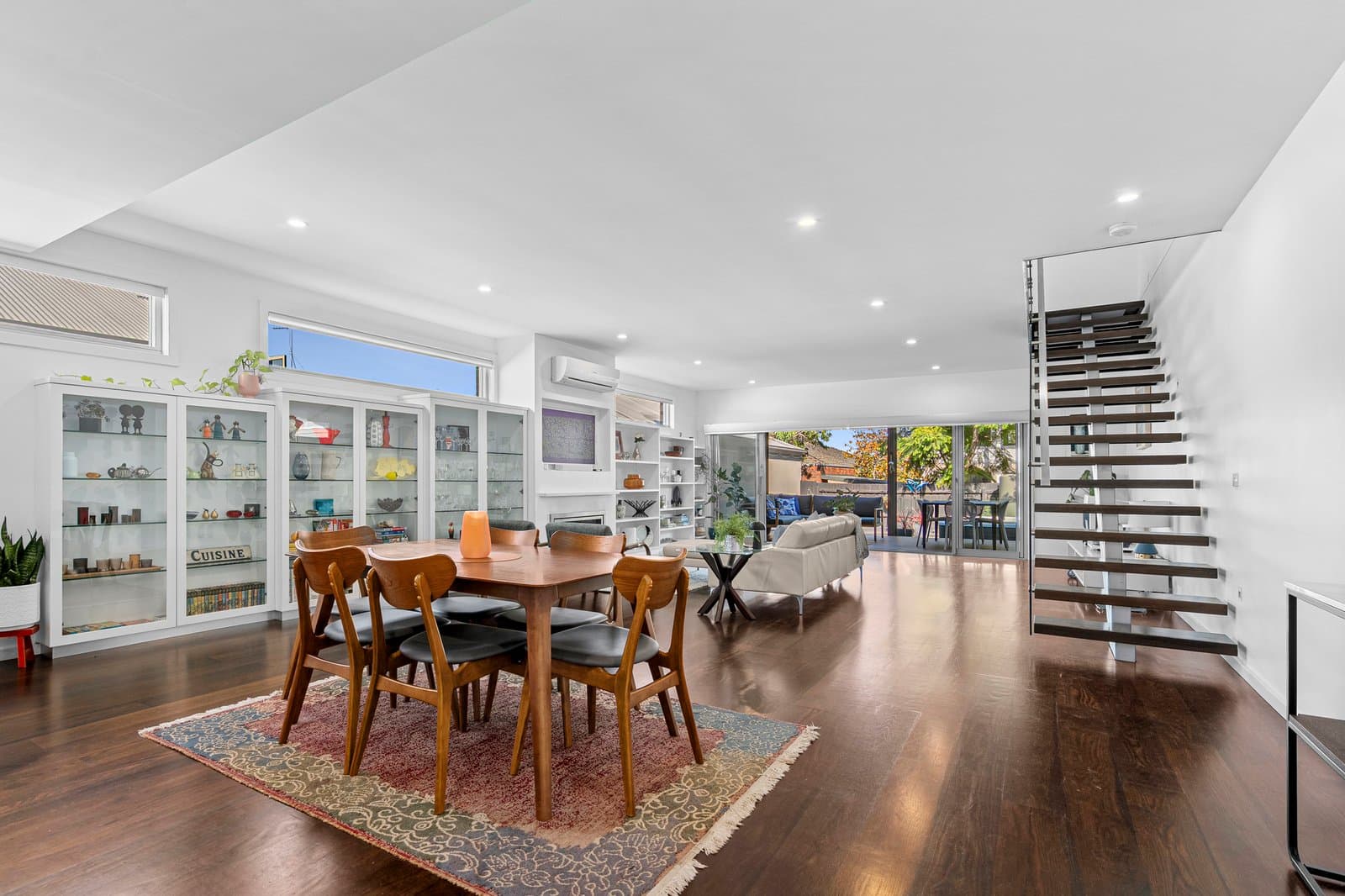 17a Bond Street, Newtown, Newtown - Thumbnail 5