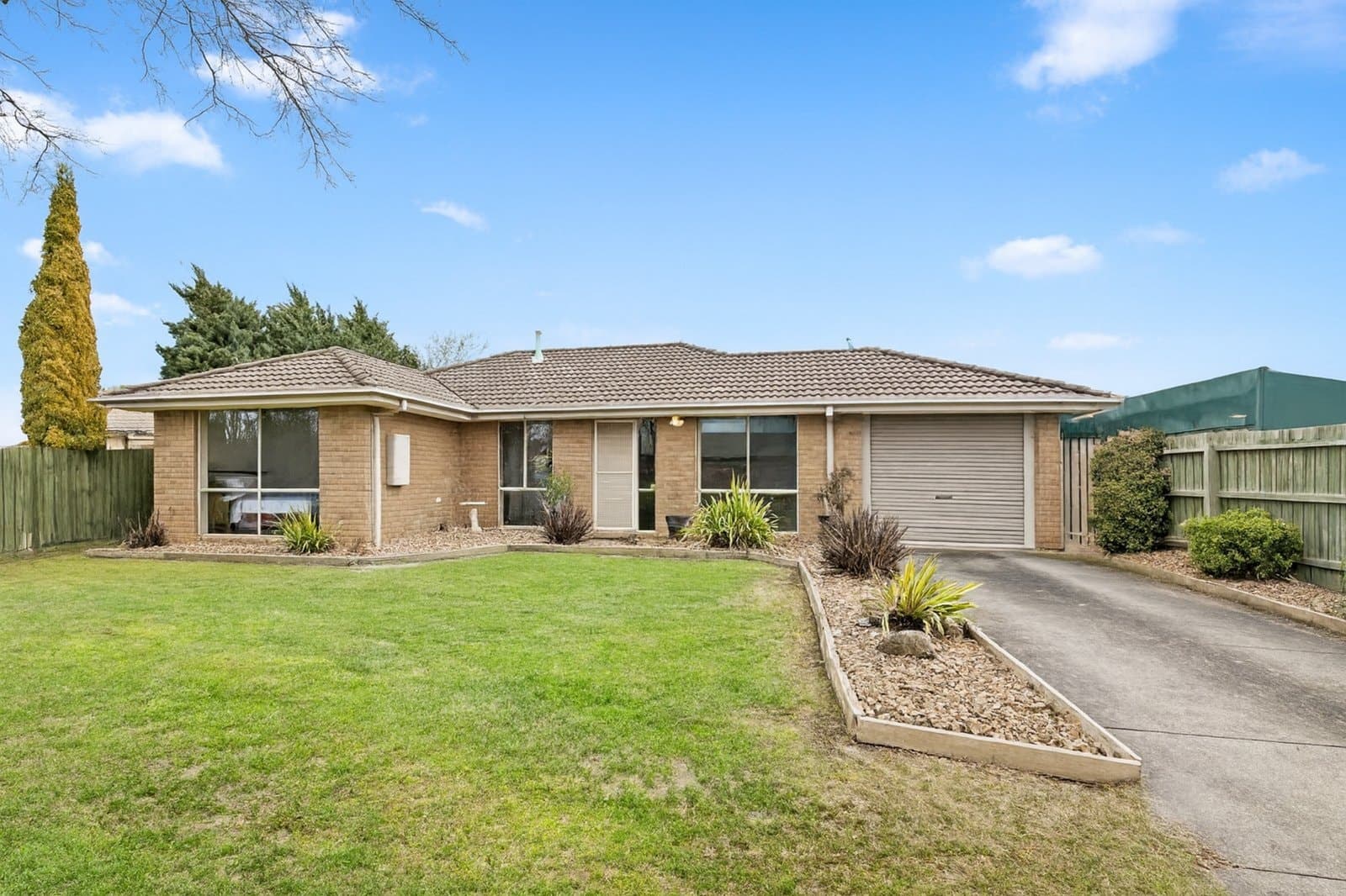 32 Jenkins Drive, Sebastopol, Sebastopol - Image 1