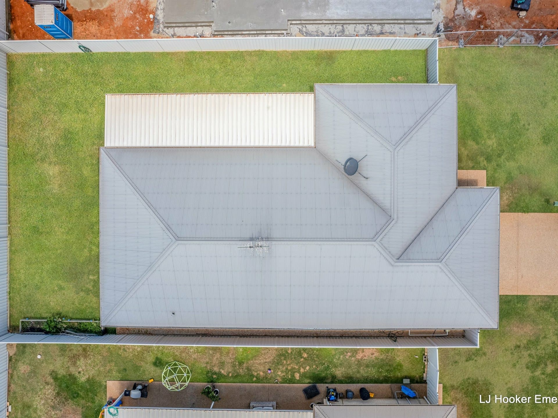 7 Elwick Court Emerald QLD, Emerald - Image 1