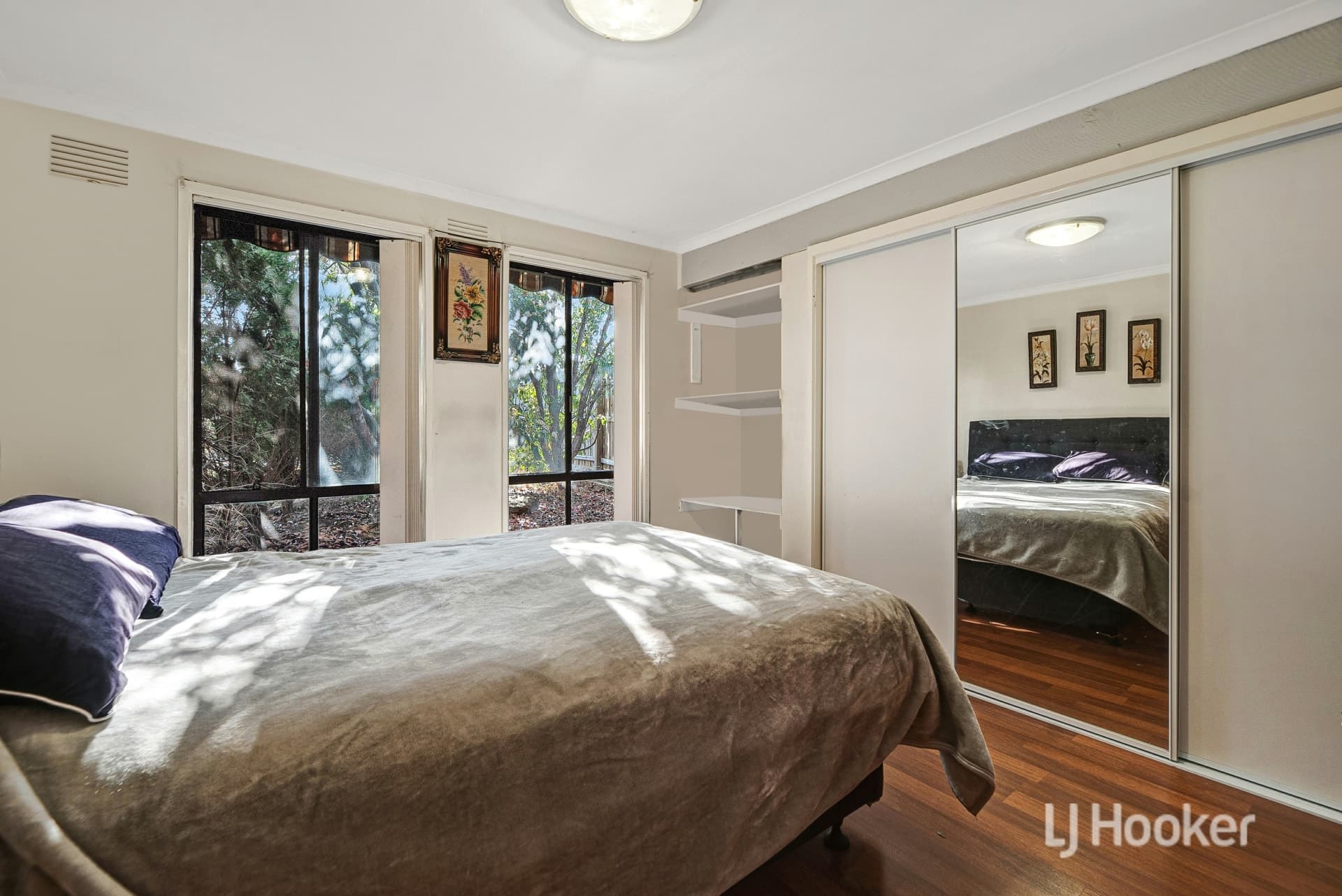 4 Chelmsford Way Melton West VIC, Melton West - Thumbnail 6