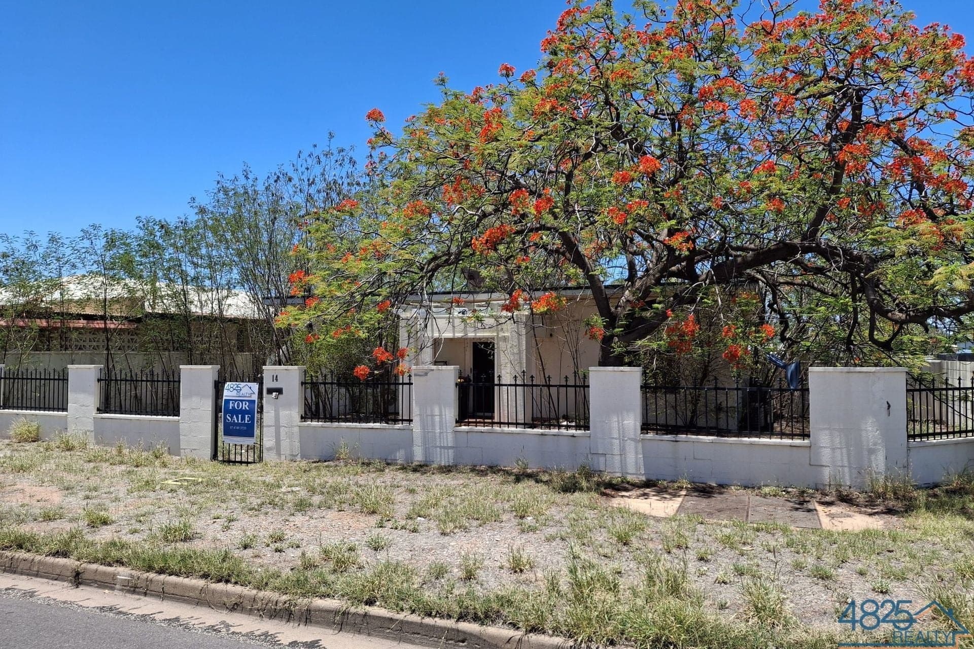 14 Joan Street Mount Isa QLD, Mount Isa City - Thumbnail 2