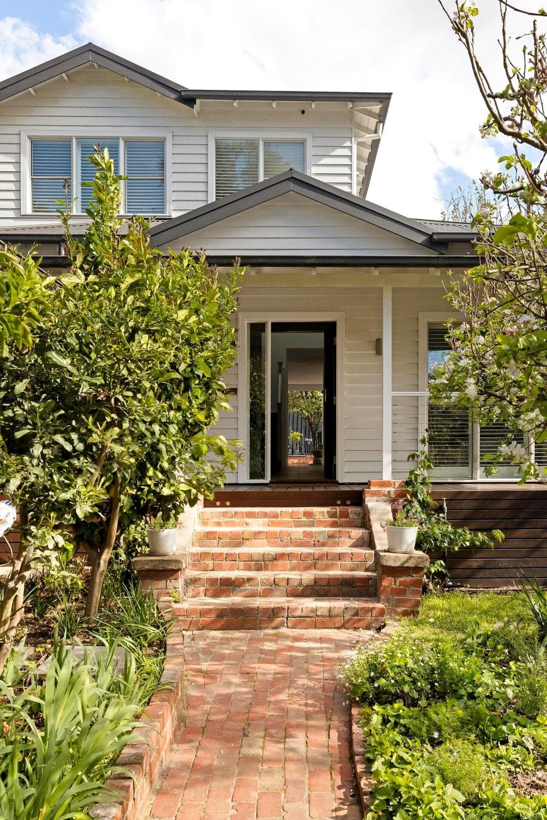 31 Bourne Road, Glen Iris, Glen Iris - Thumbnail 2
