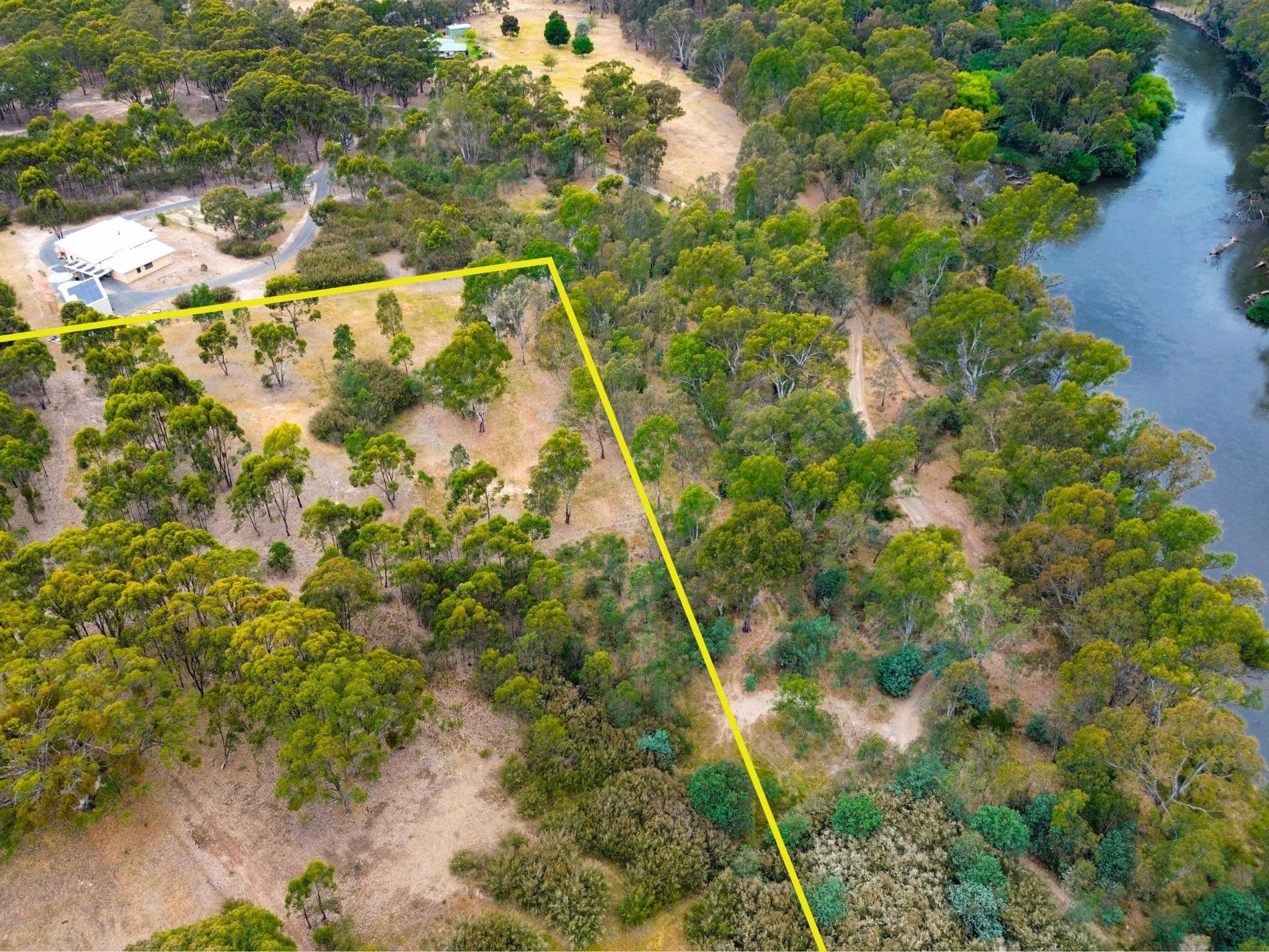890 TELEGRAPH ROAD, Seymour, Seymour - Thumbnail 2