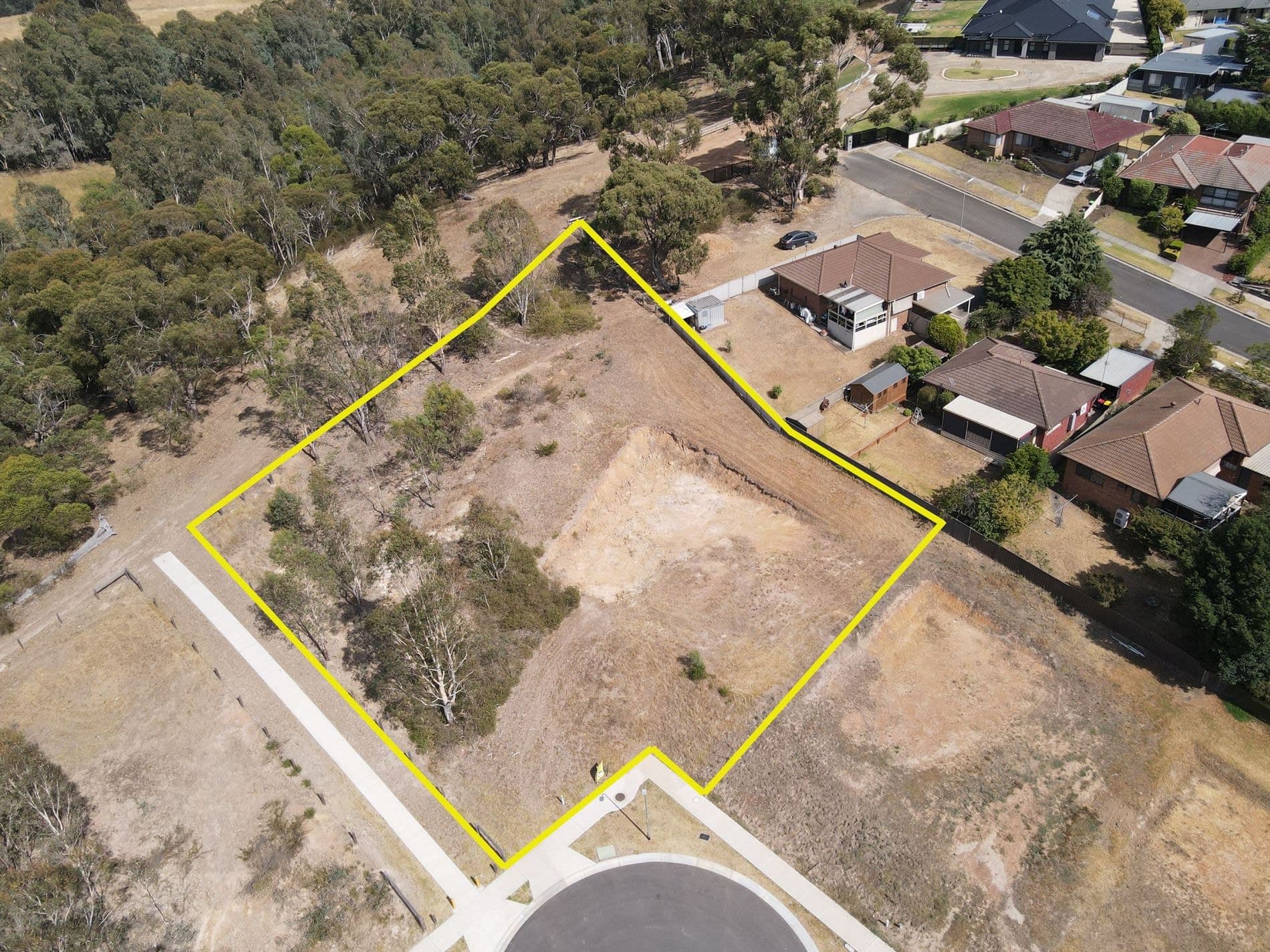 16 (Lot 7) Military Court, Seymour, Seymour - Image 1